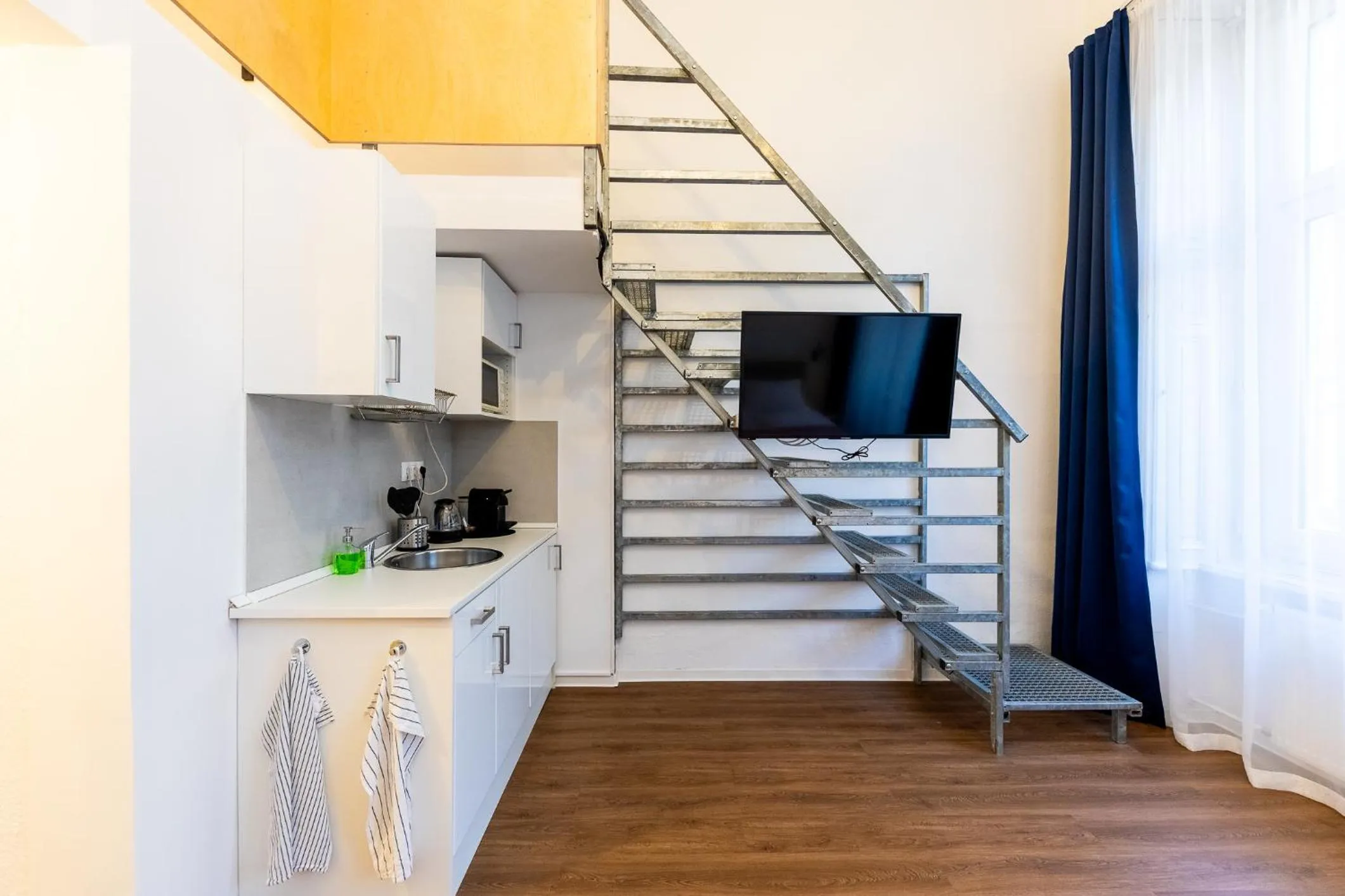 Studio in Adagio Downtown Rooms