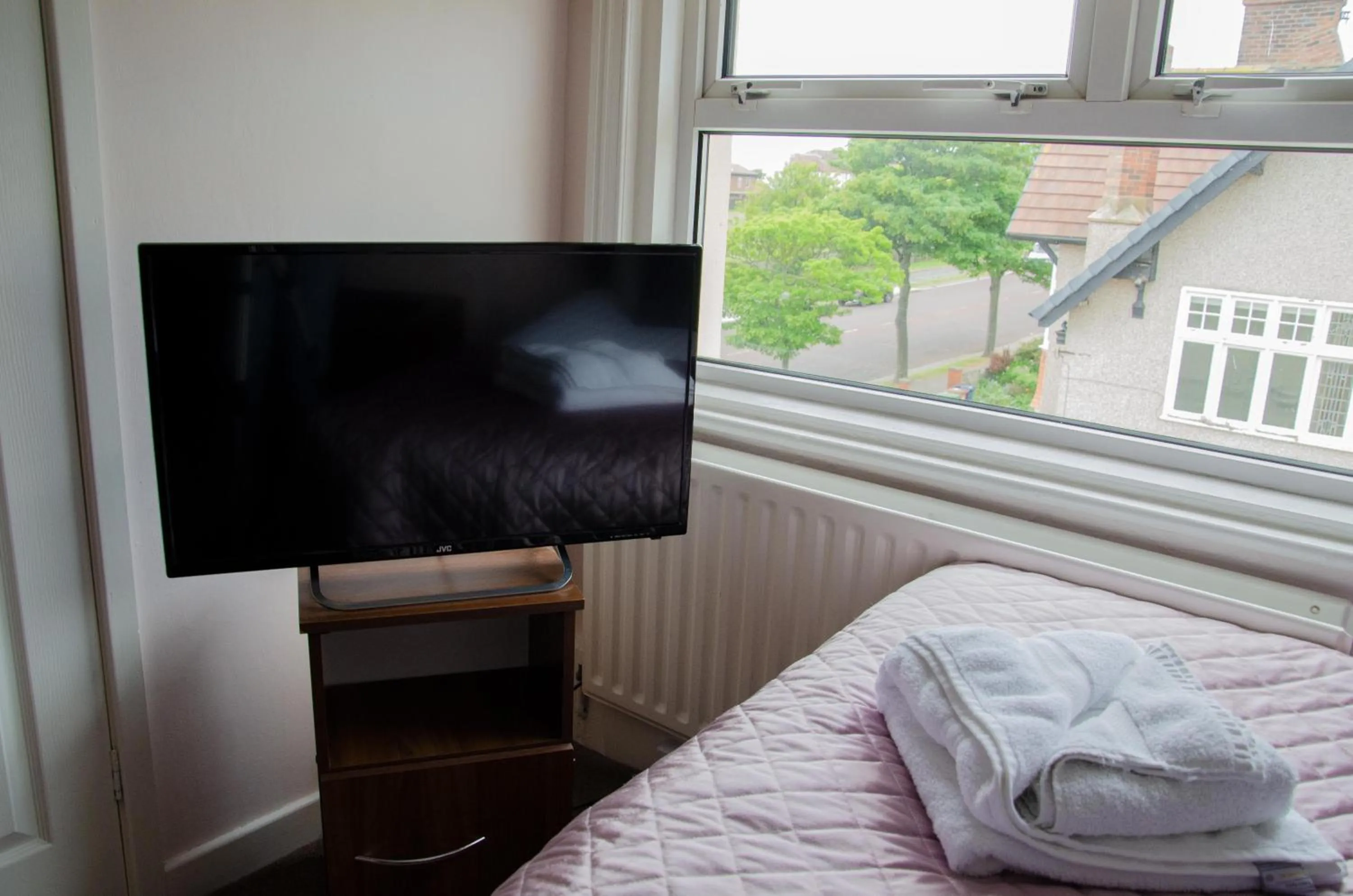 Standard Twin Room in The Lemonfield Hotel