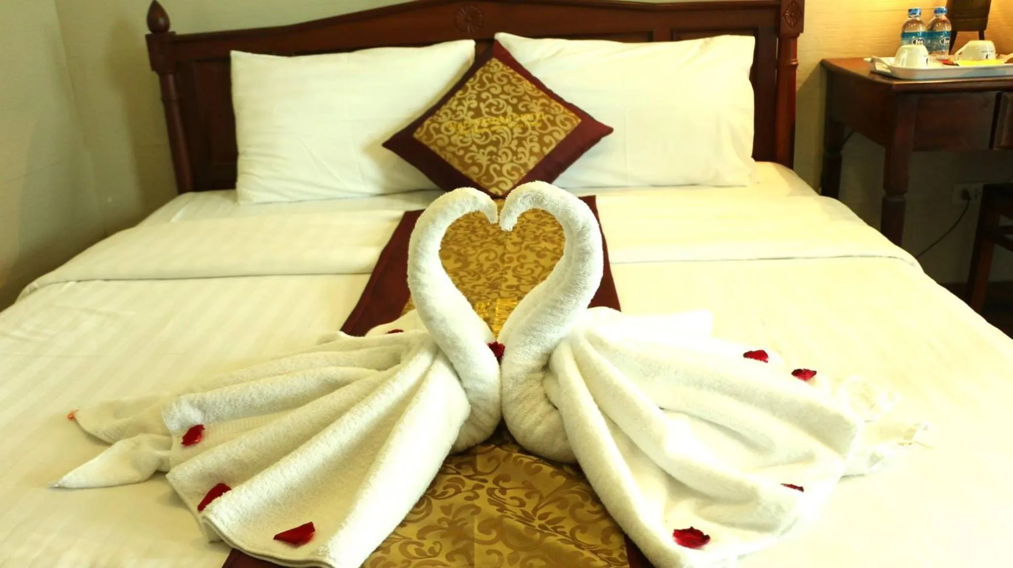 Single Room with Bathroom - single occupancy in Mali Namphu Hotel