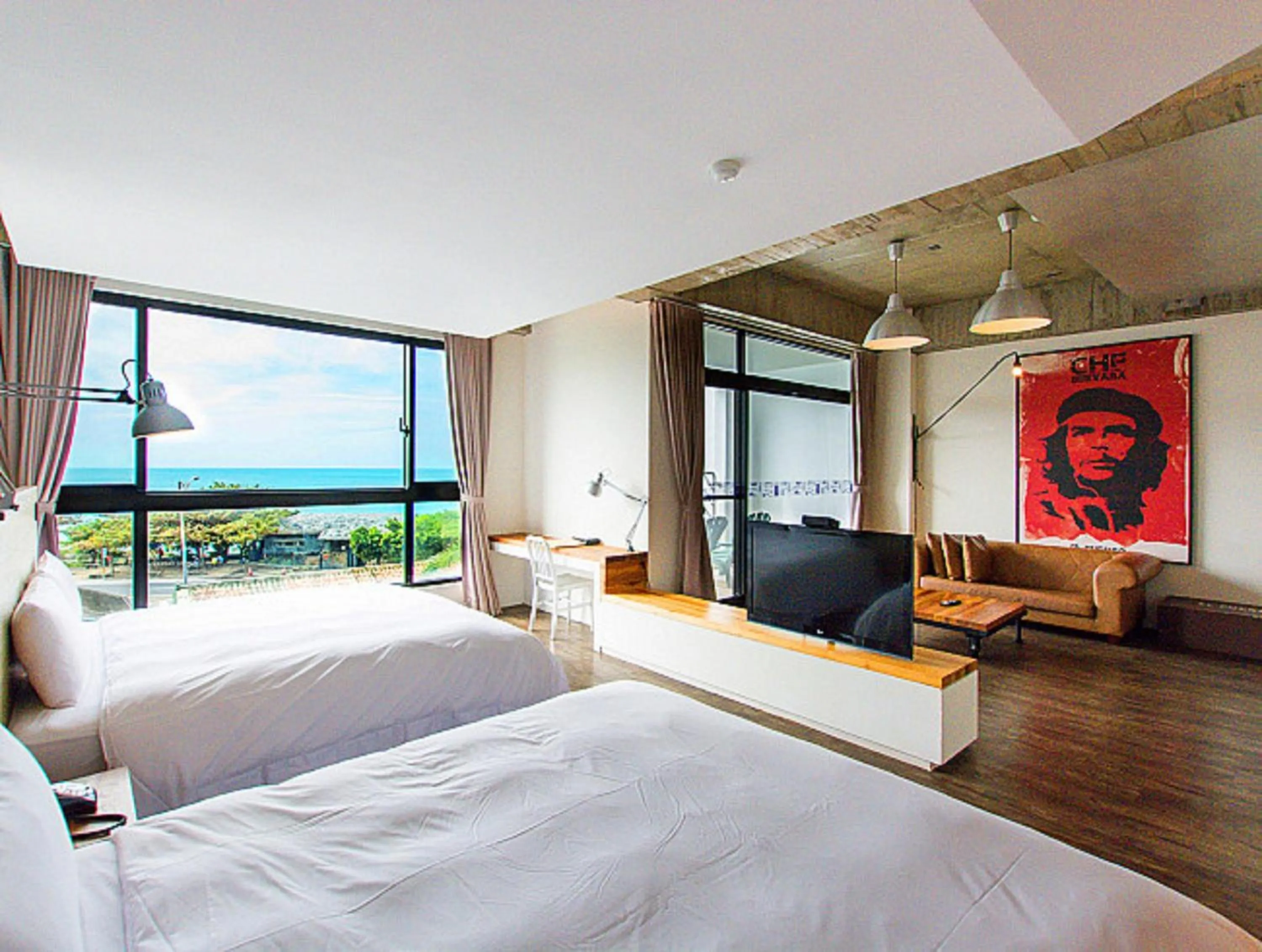 Quadruple Room with Sea View in El Puerto Hotel
