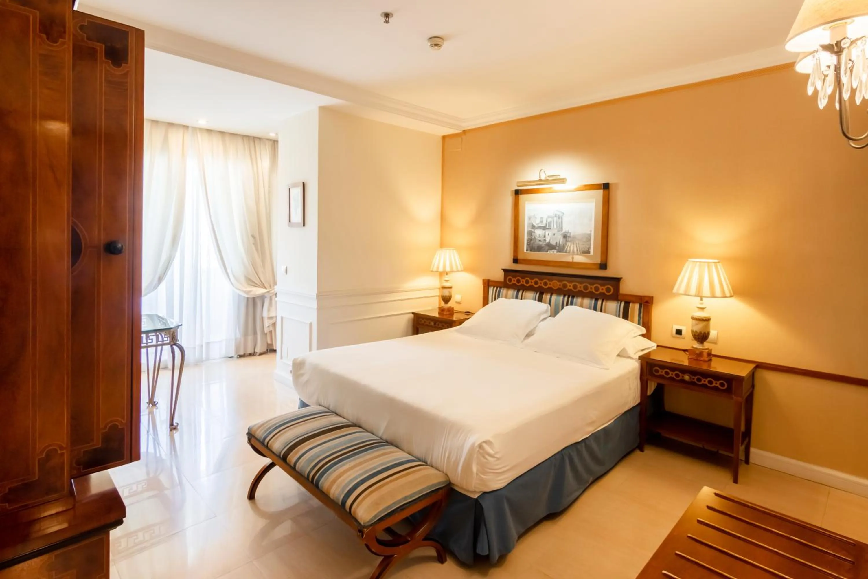 Studio (2 Adults) in Guadalpin Suites