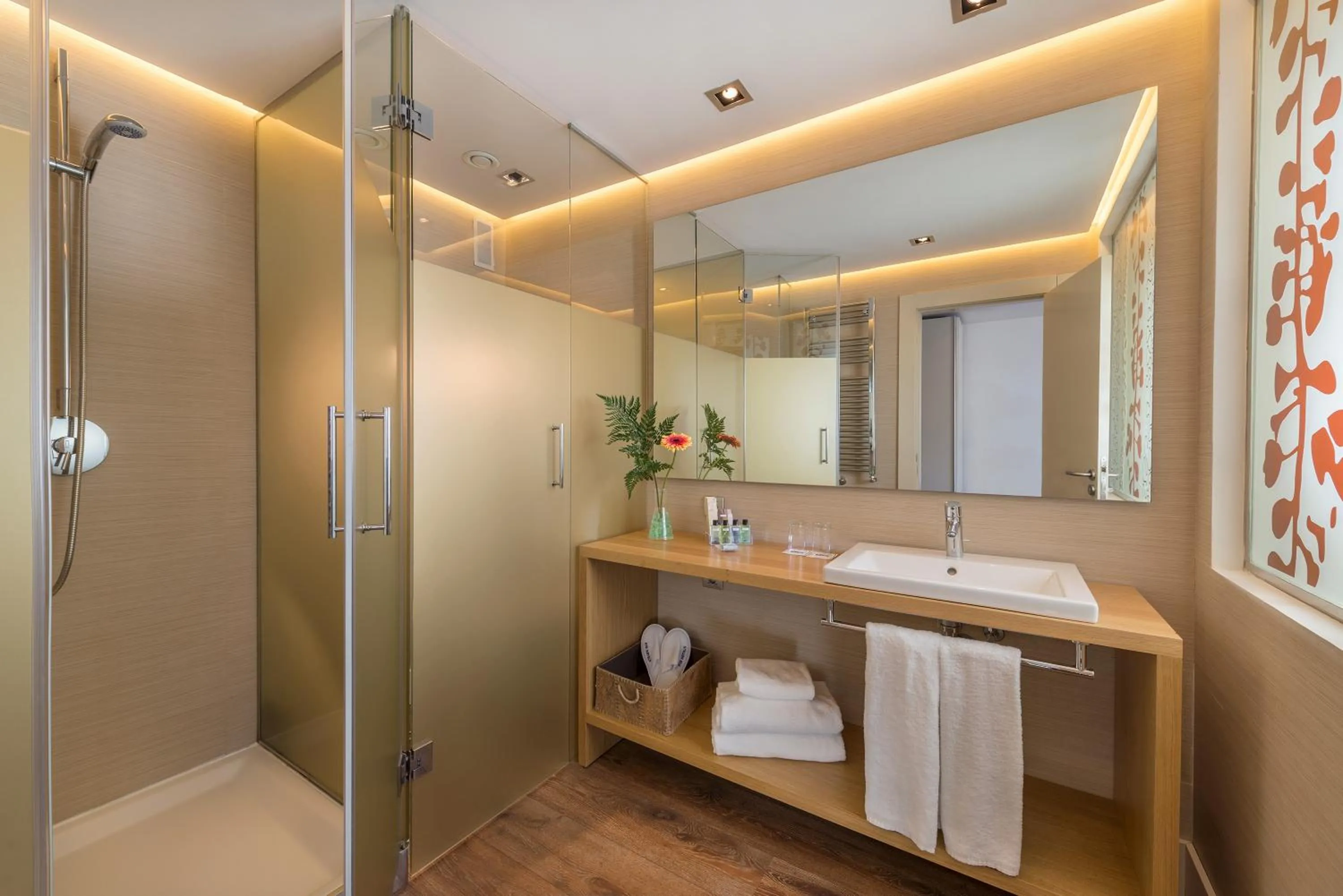 Superior Triple Room (2 Adults + 1 Child) in H10 Tribeca