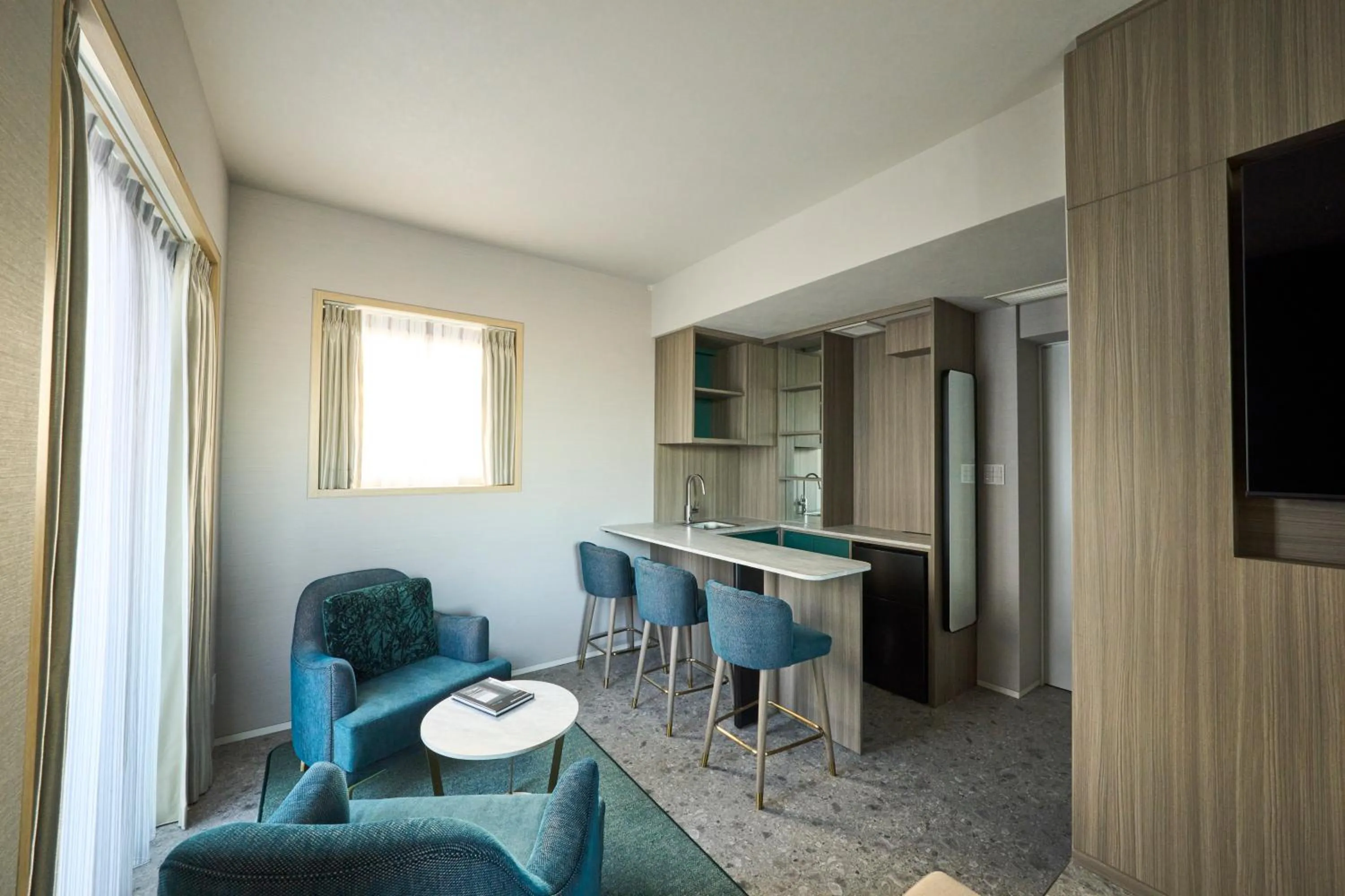 Suite in fav TOKYO NISHINIPPORI