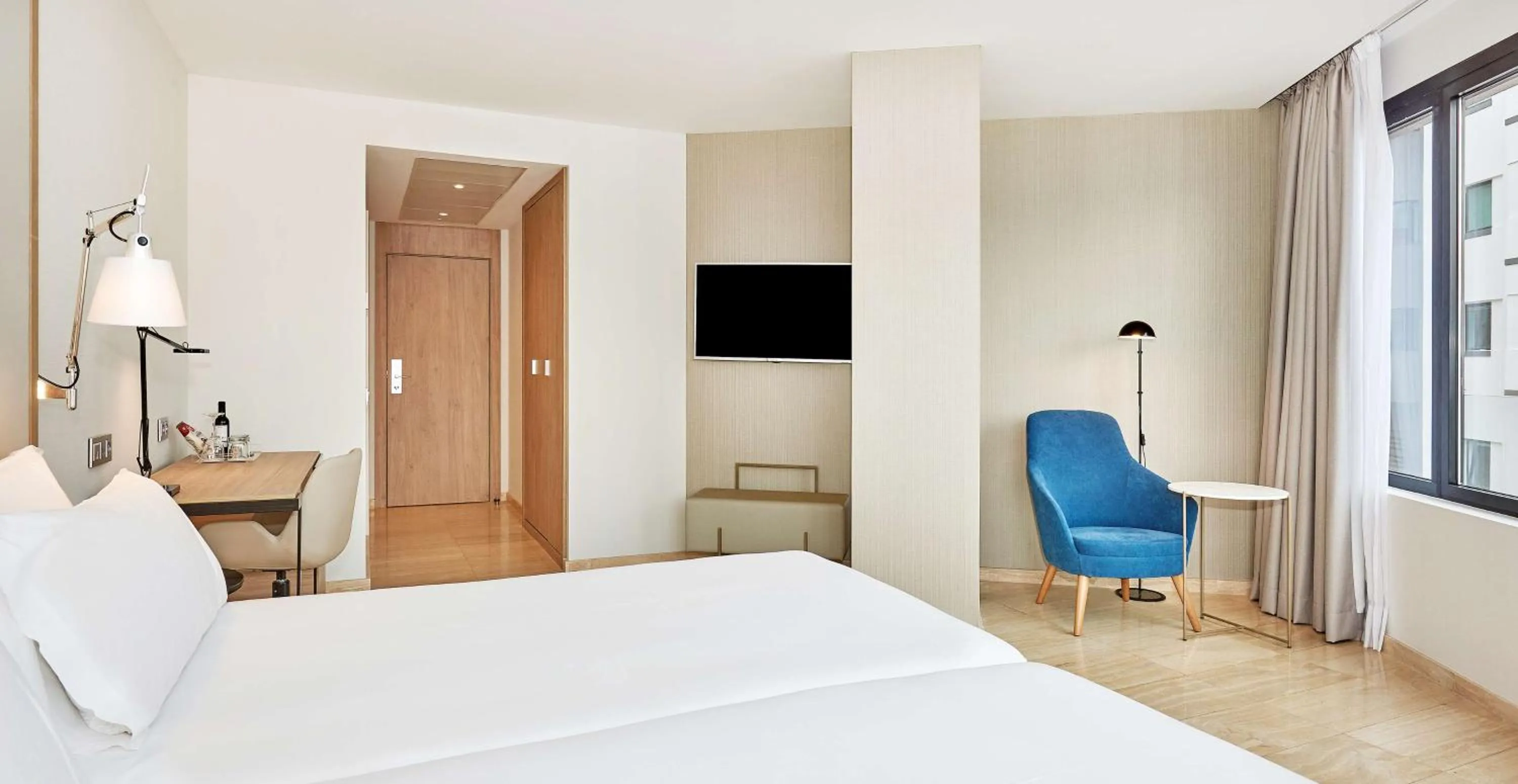 Superior Twin Room with View in NH Imperial Playa