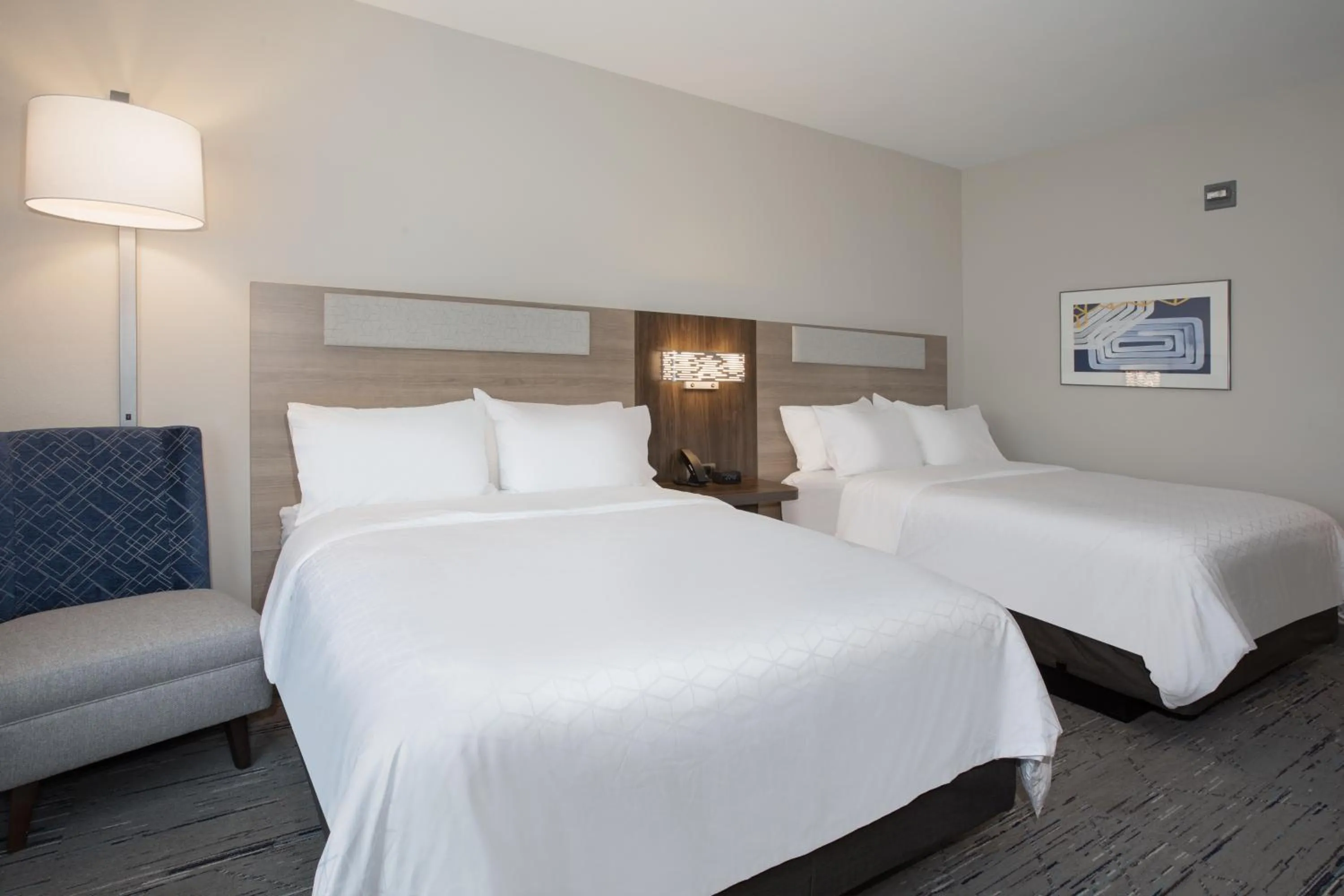 Standard Queen Room with Two Queen Beds in Holiday Inn Express & Suites - Meridian - Boise West by IHG