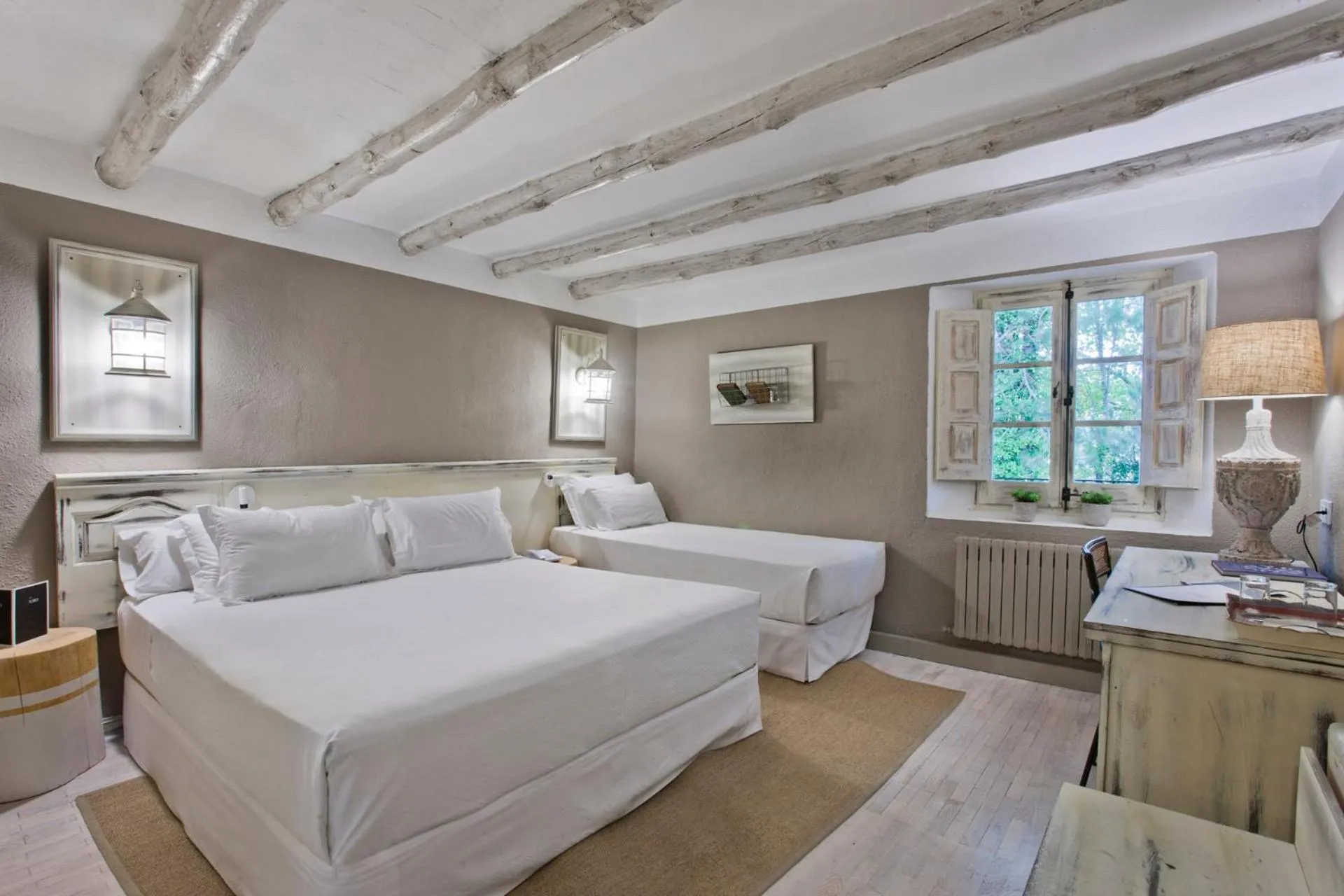 Standard Double Room with Extra Bed in Hotel Luze El Toro