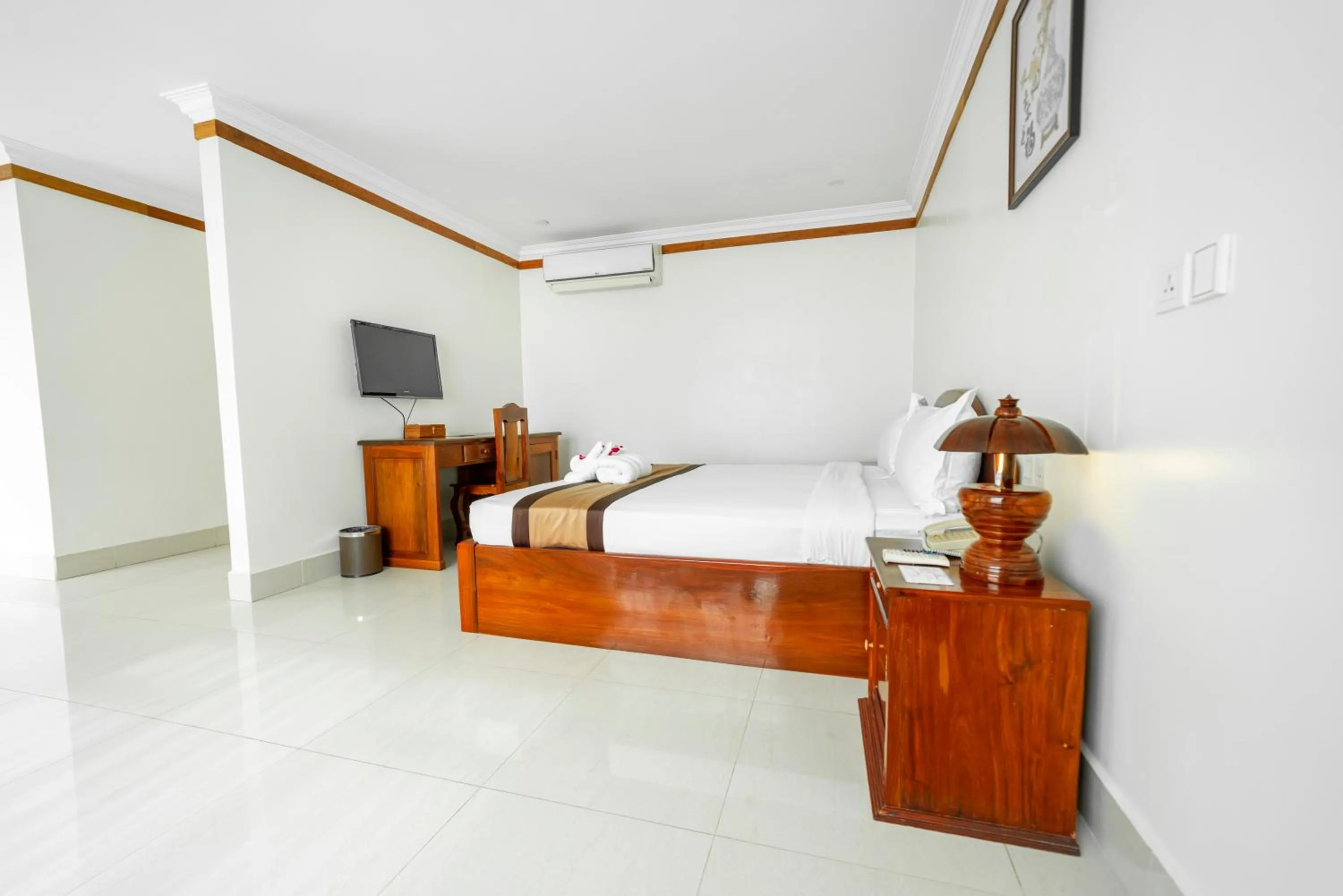 Deluxe Double Room in Pursat Riverside Hotel & Spa