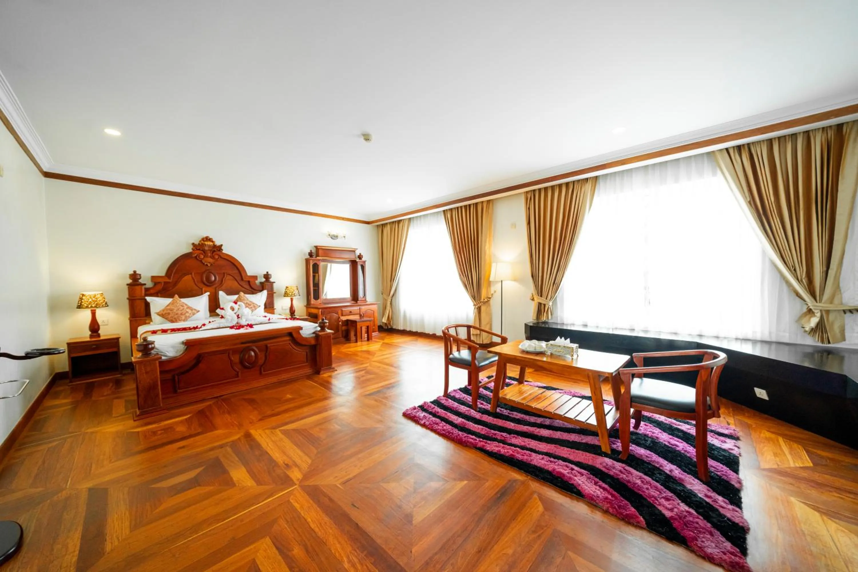 Superior Suite Double in Pursat Riverside Hotel & Spa