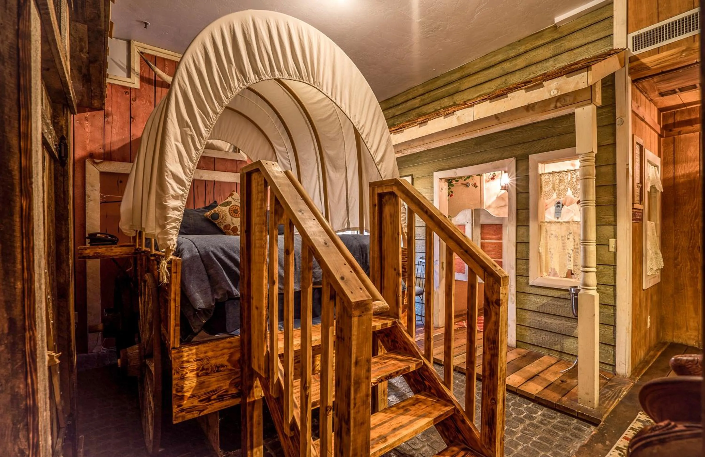 Deluxe Double Room in The Anniversary Inn - Fifth South