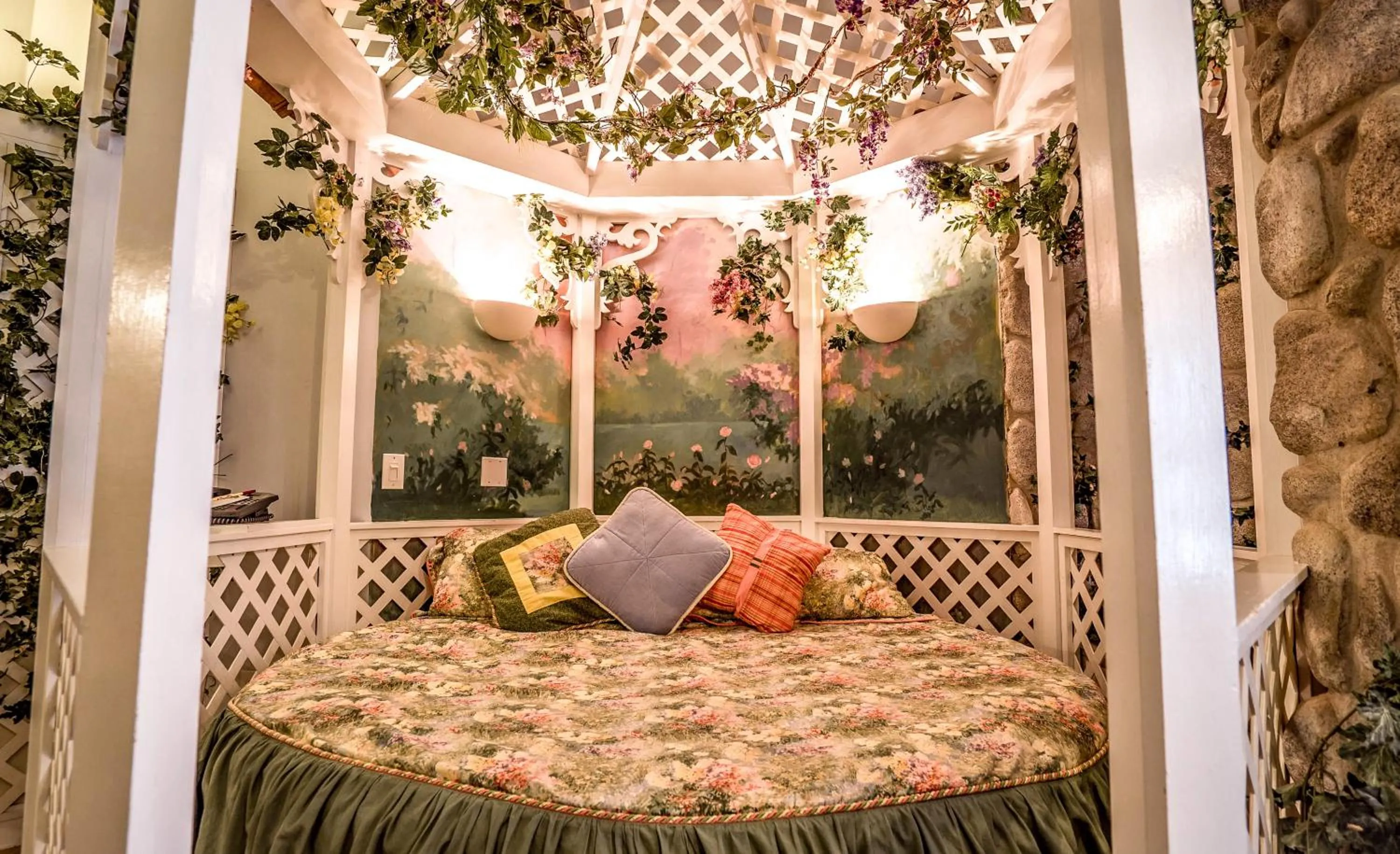 Double Room with Lake View in The Anniversary Inn - Fifth South