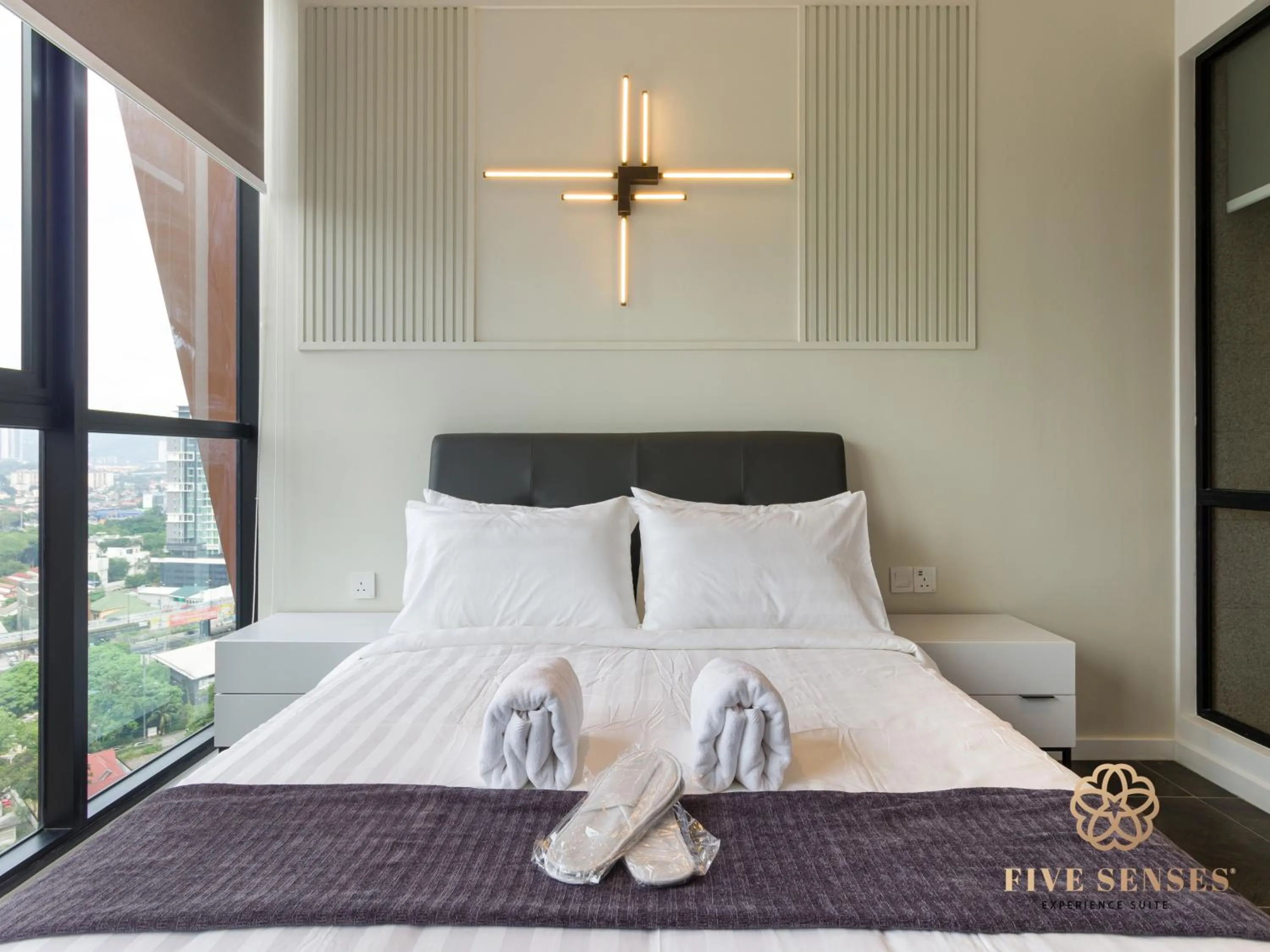 One-Bedroom Suite in Scarletz Suites Kuala Lumpur, Five Senses