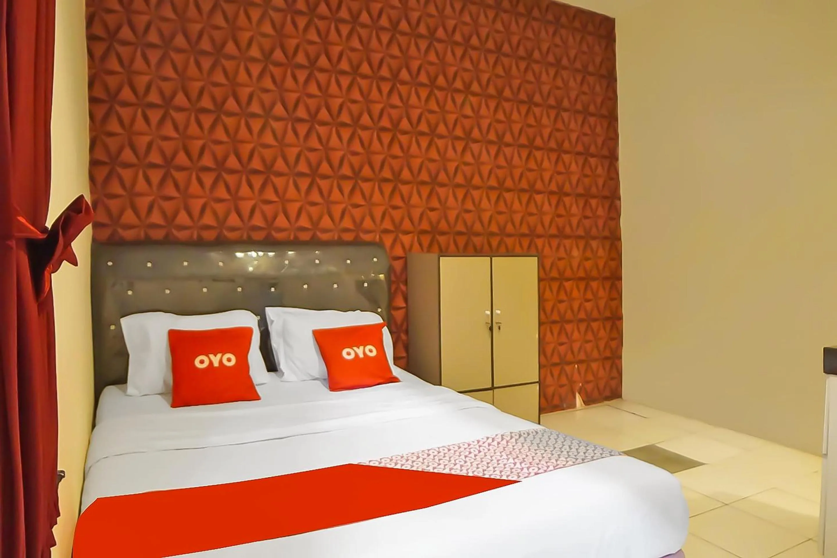 Deluxe Double Room in Hotel O N Guesthouse