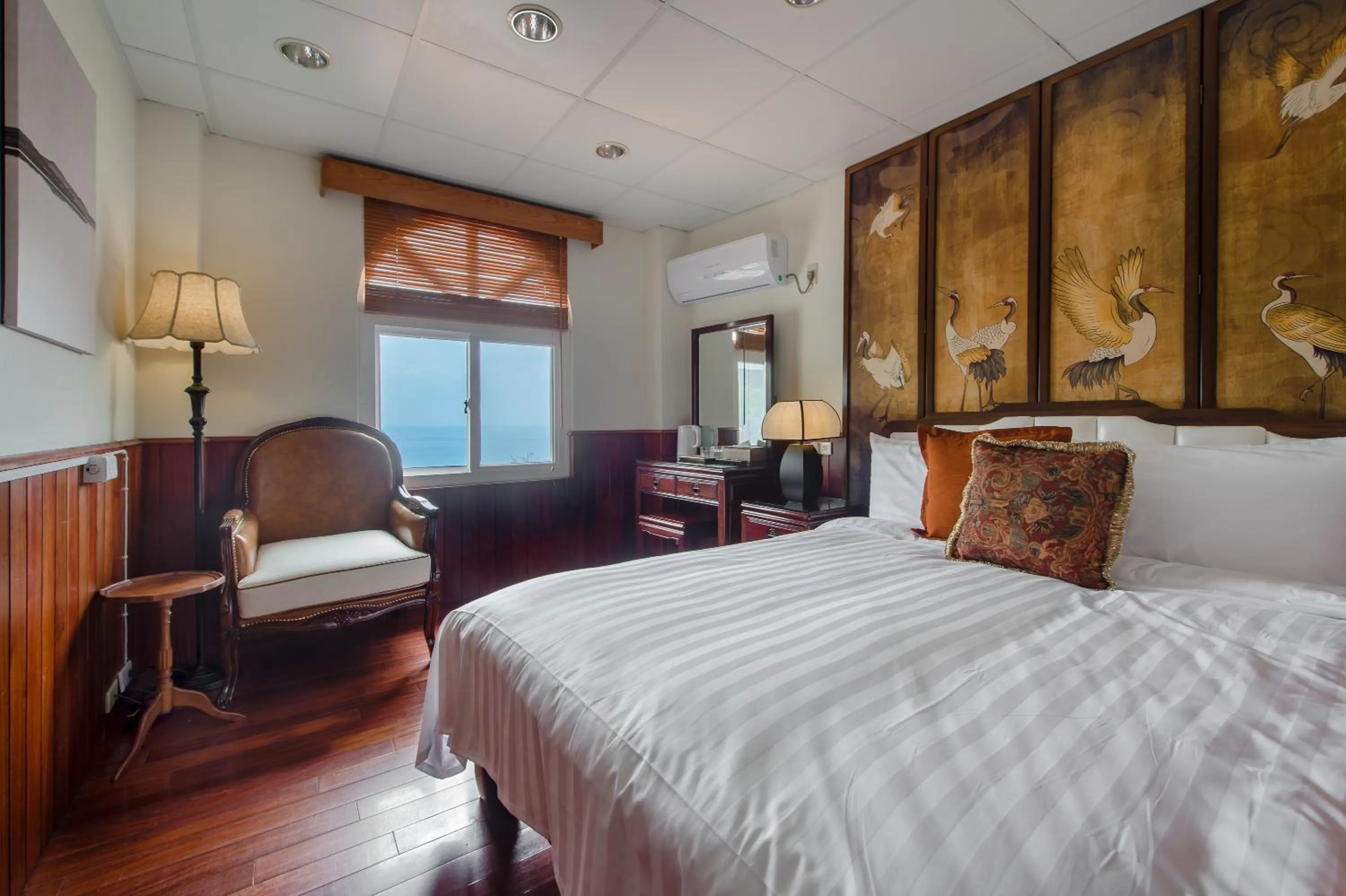 Deluxe Double Room with Sea View in Jiufen The Dragon B&B
