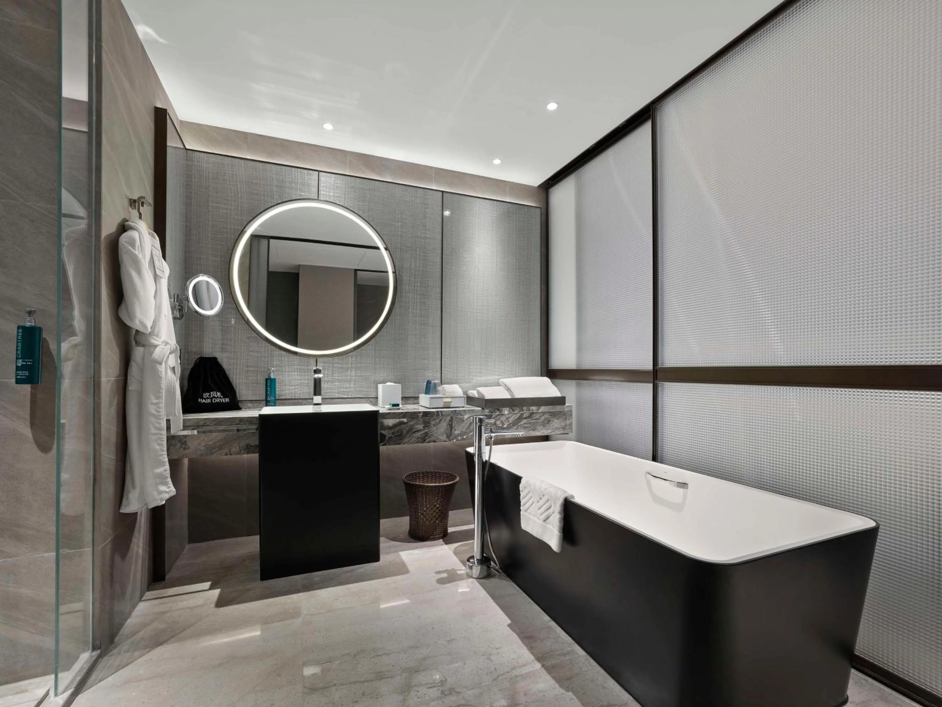 Executive King Room in Hilton Zhuji