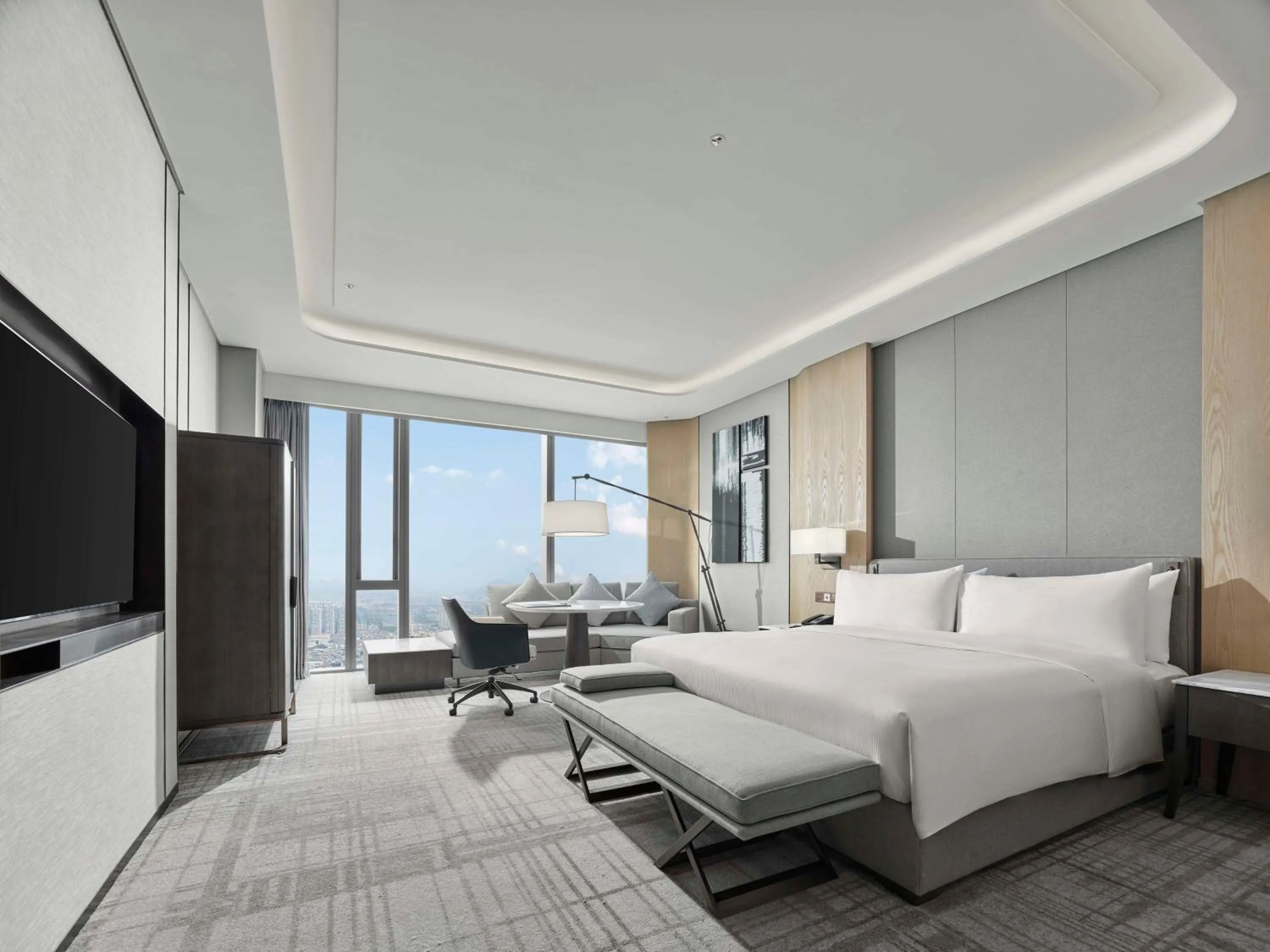 King Room - Mobility Accessible  in Hilton Zhuji