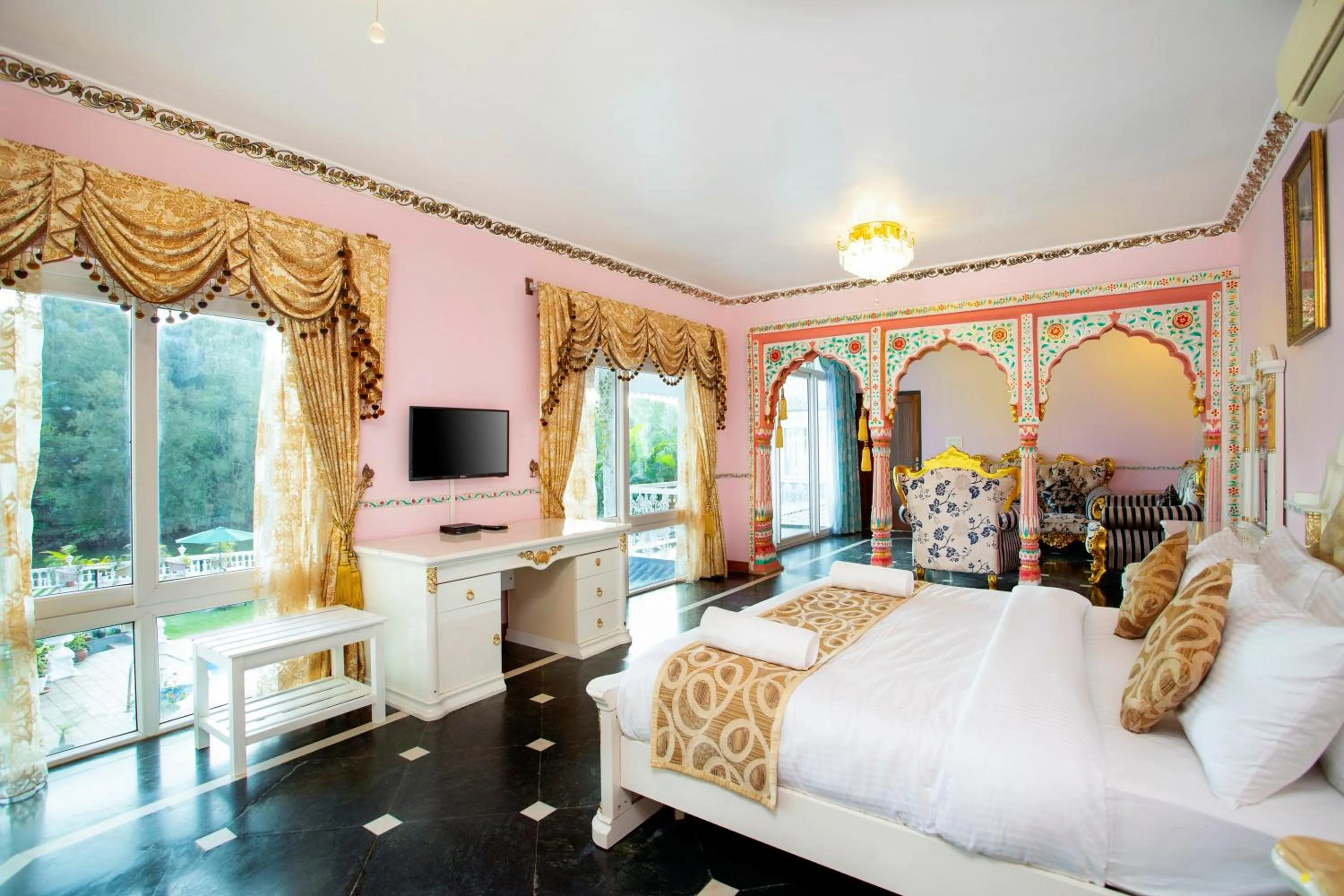 Maharajah Suite in Stone Wood Riverfront Resort, Siolim