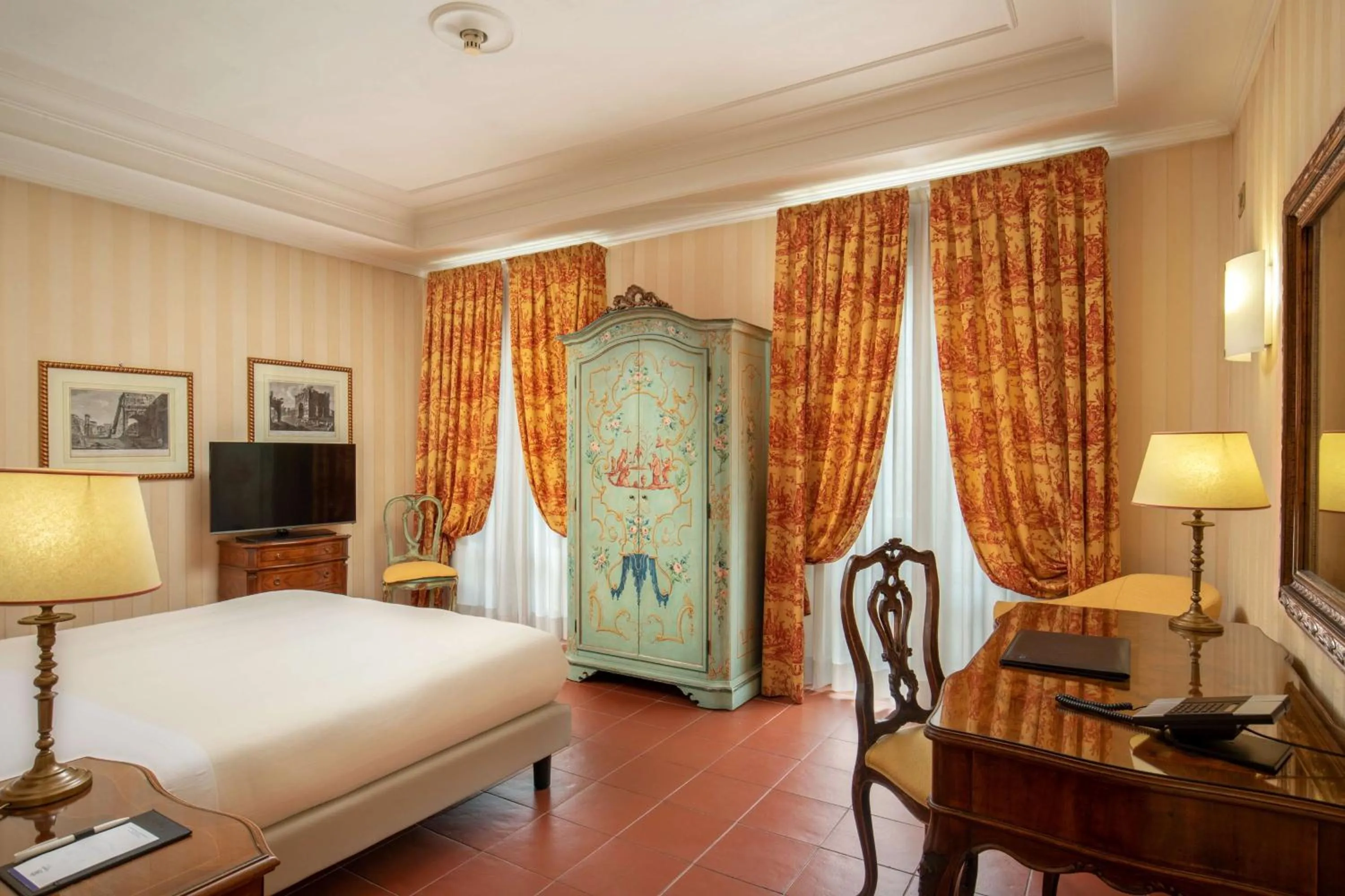 Standard Double Room - single occupancy in Hotel Canada, BW Premier Collection