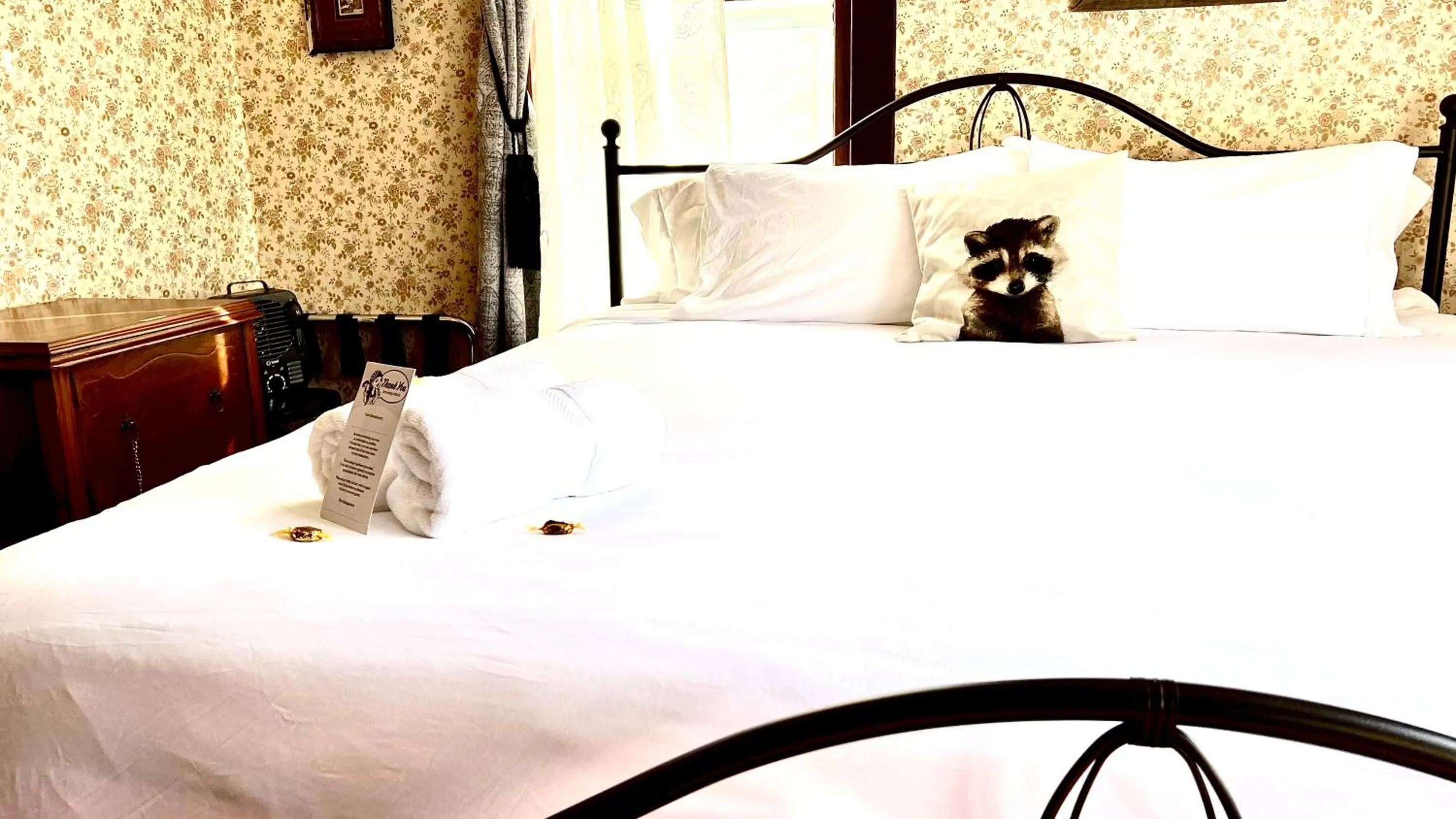 Standard King Room in Hotel La More at The Bisbee Inn