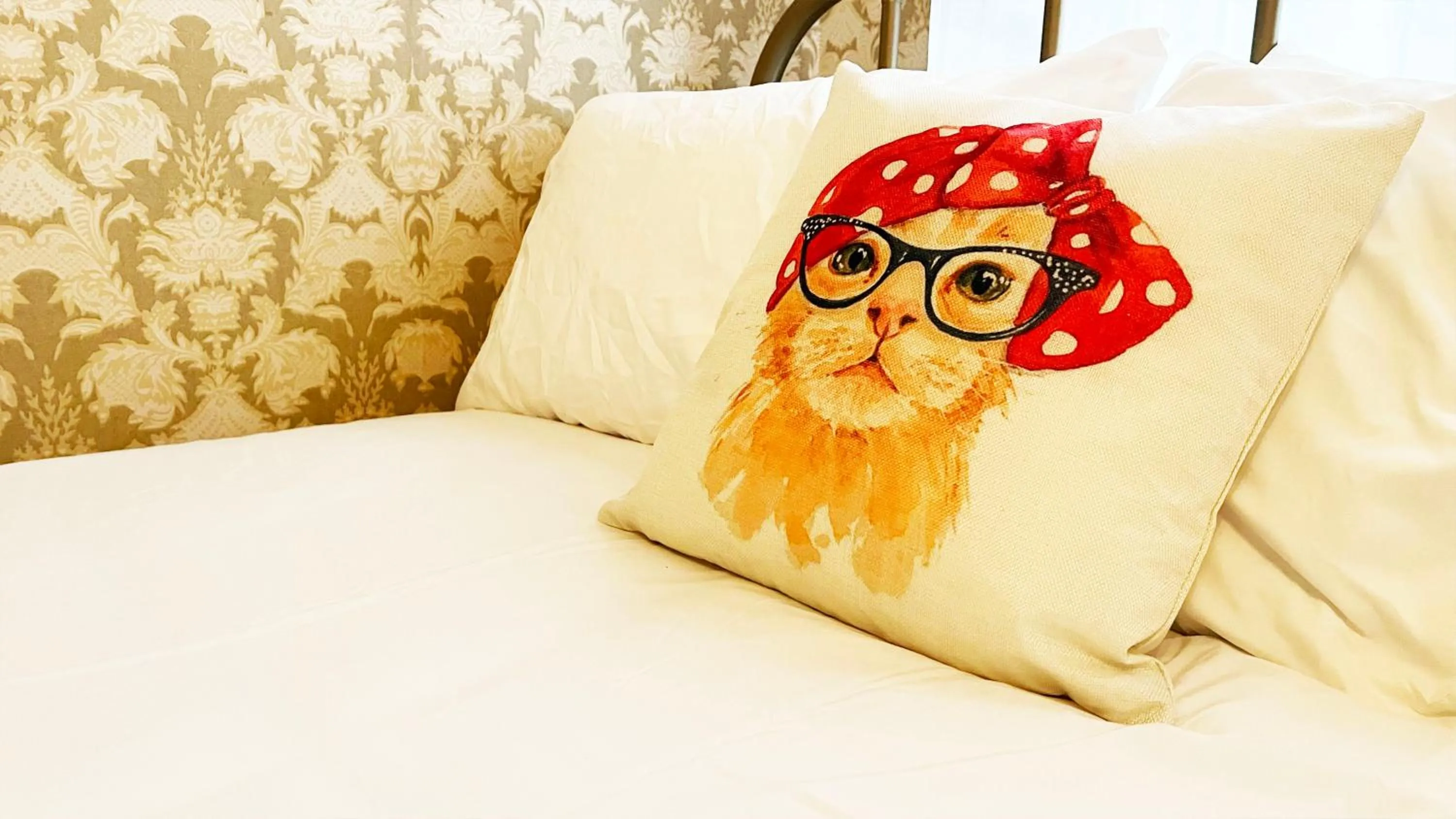 Large Double Room in Hotel La More at The Bisbee Inn