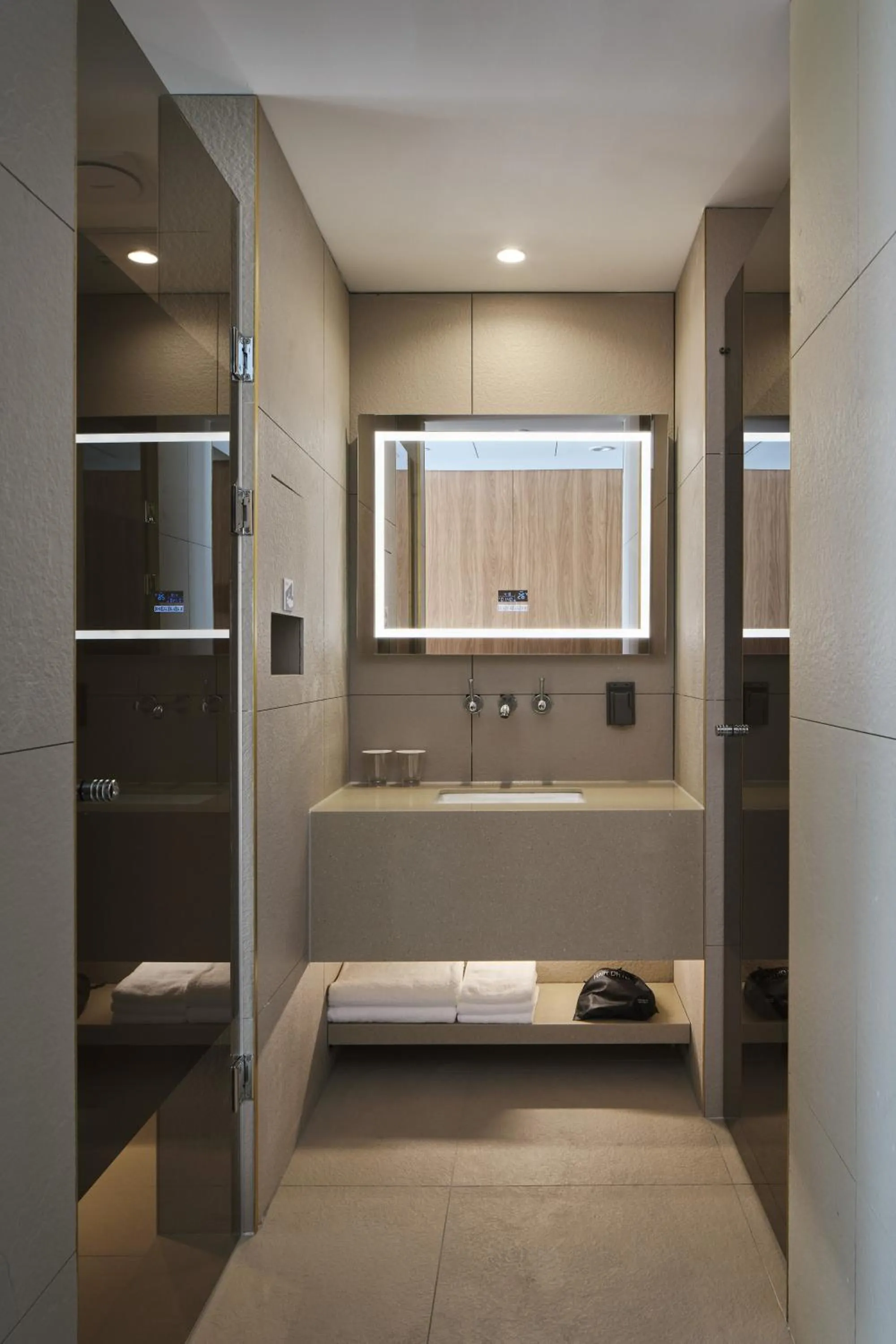 Standard Twin Room in Hotel tt Gupo