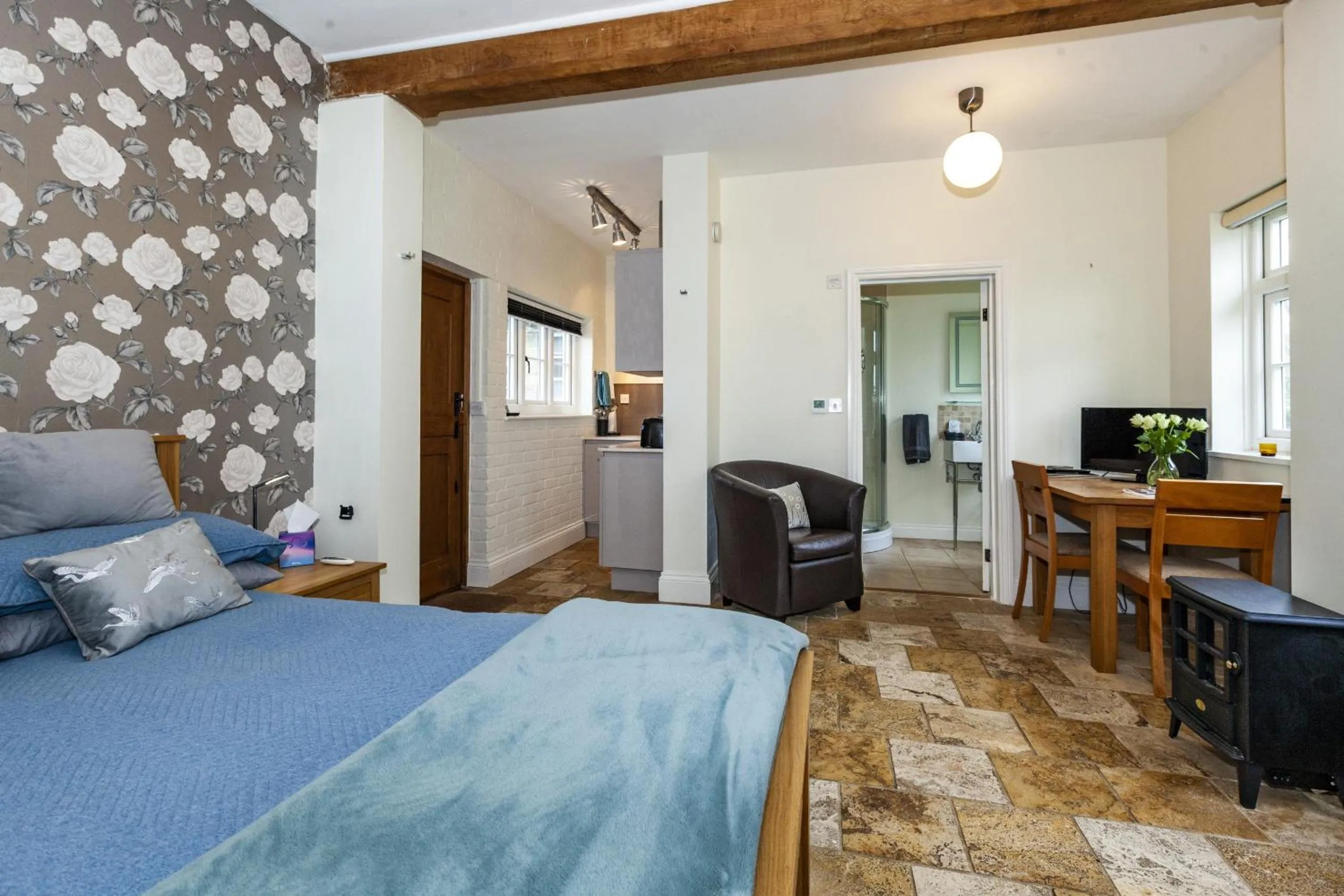 One-Bedroom Apartment in The Agents House, Bed & Breakfast