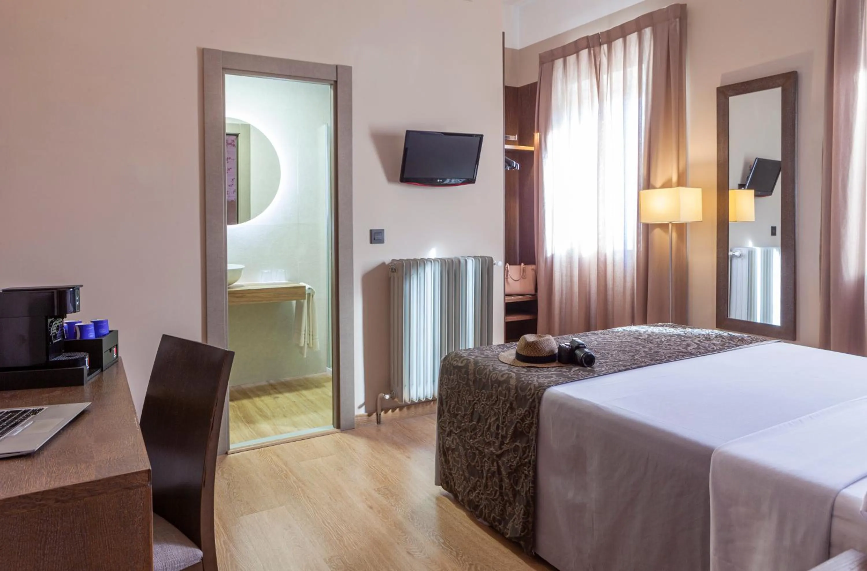 Junior Suite in Hotel Macià Monasterio de los Basilios