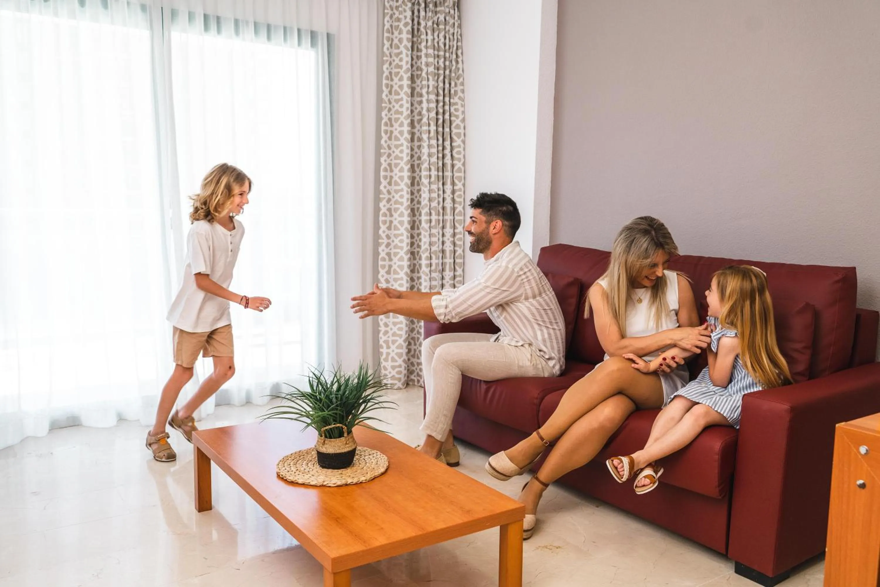 Three-Bedroom Apartment (5 Adults) in Magic Atrium Beach