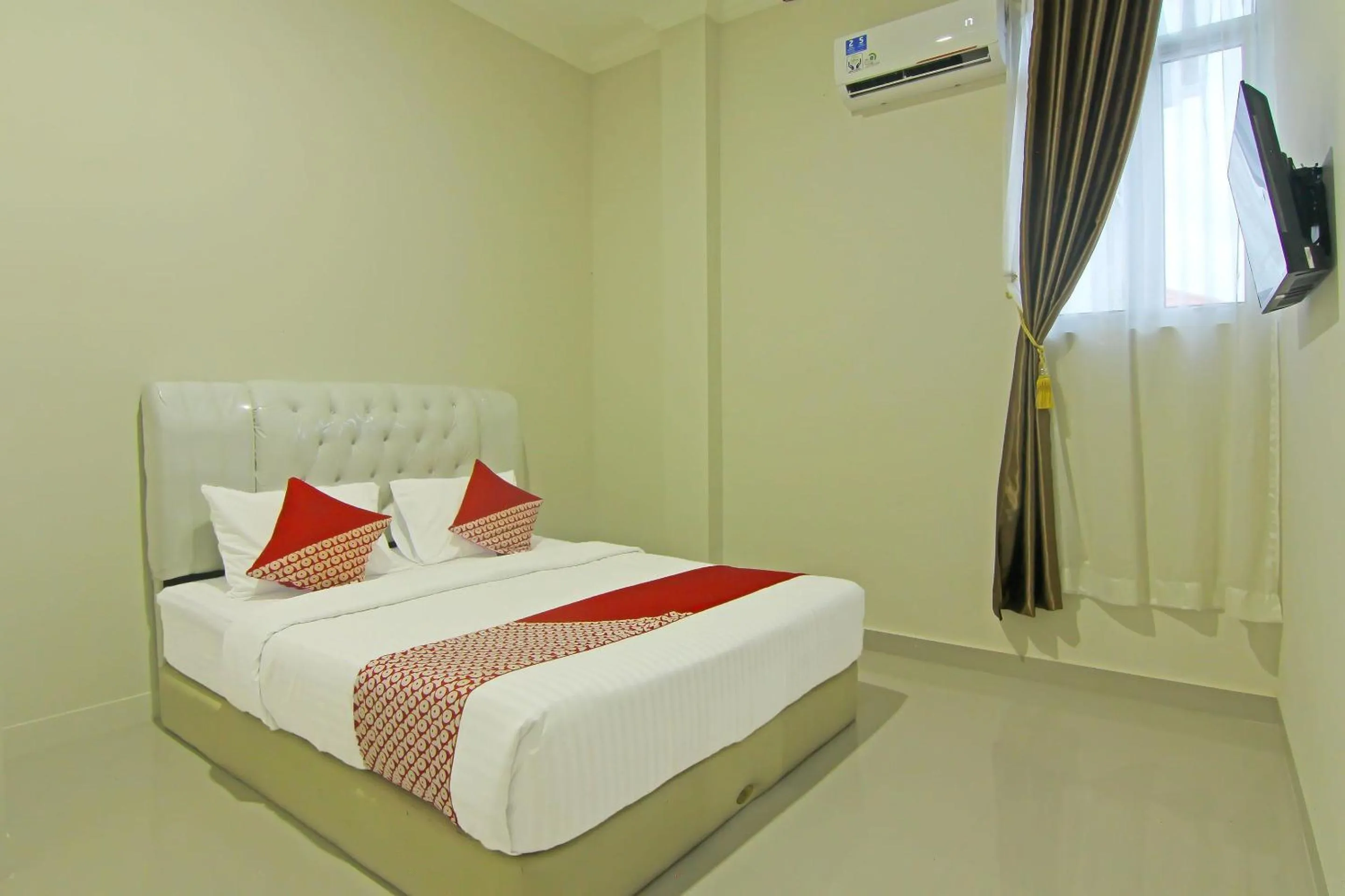 Deluxe Suite in Danceneter Padang formerly Utama Residence