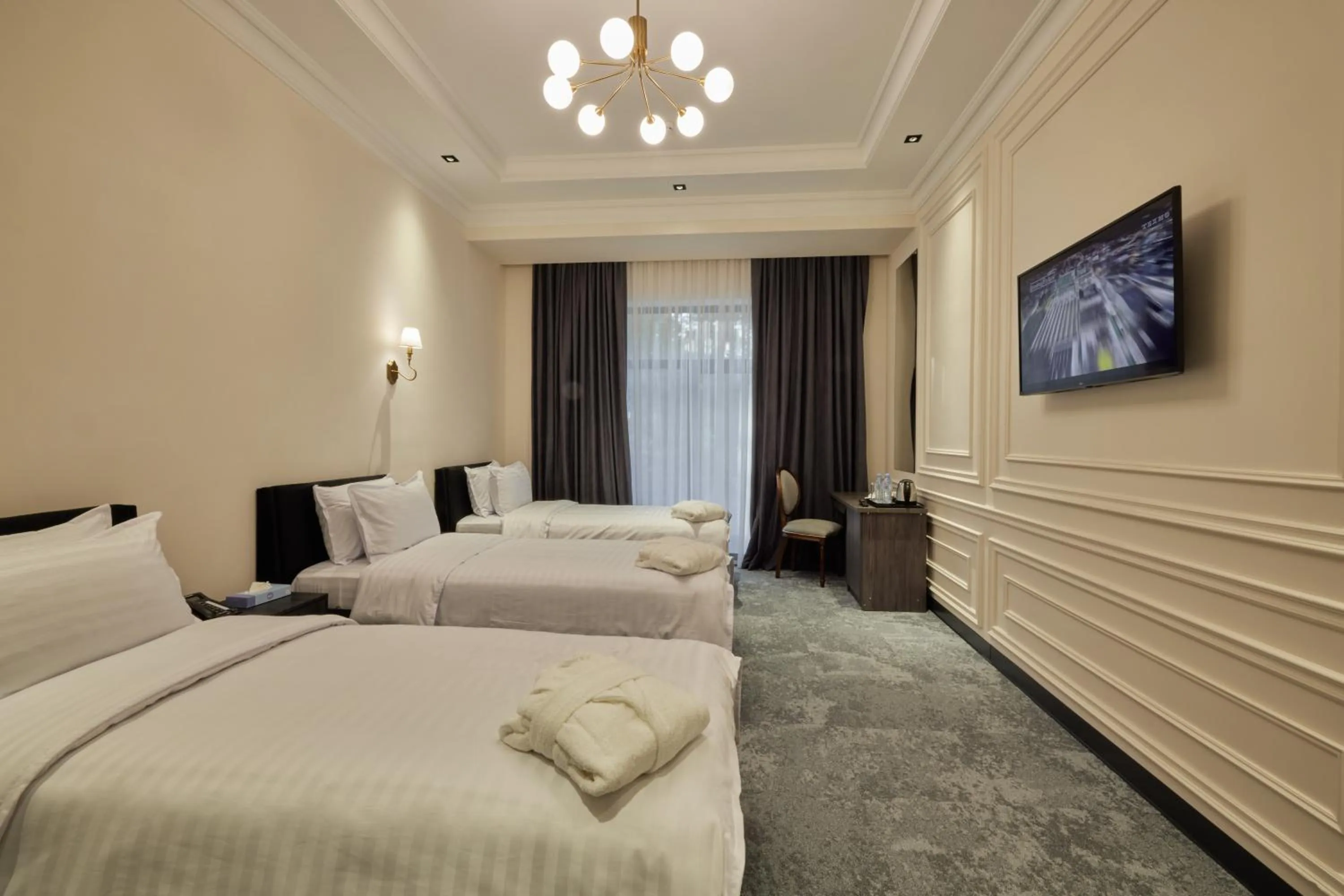 Comfort Triple Room in Continental Hotel Samarkand