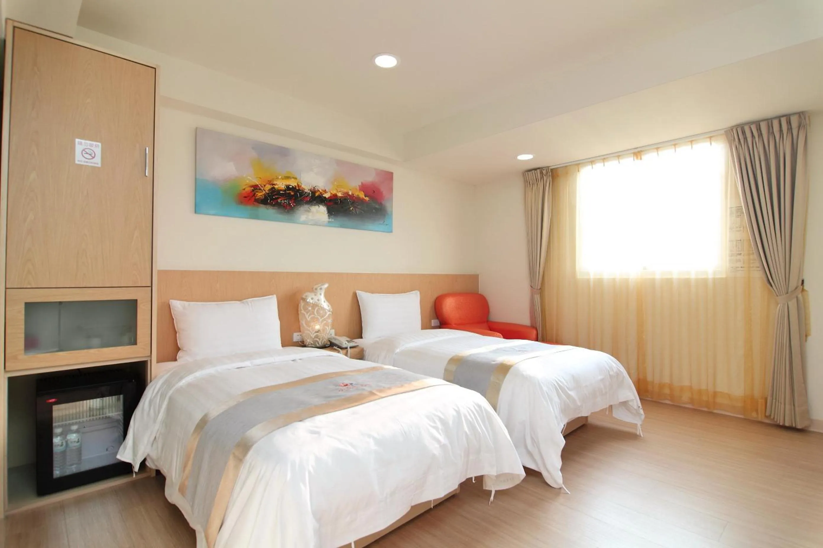 Twin Room in Clownfish Resort