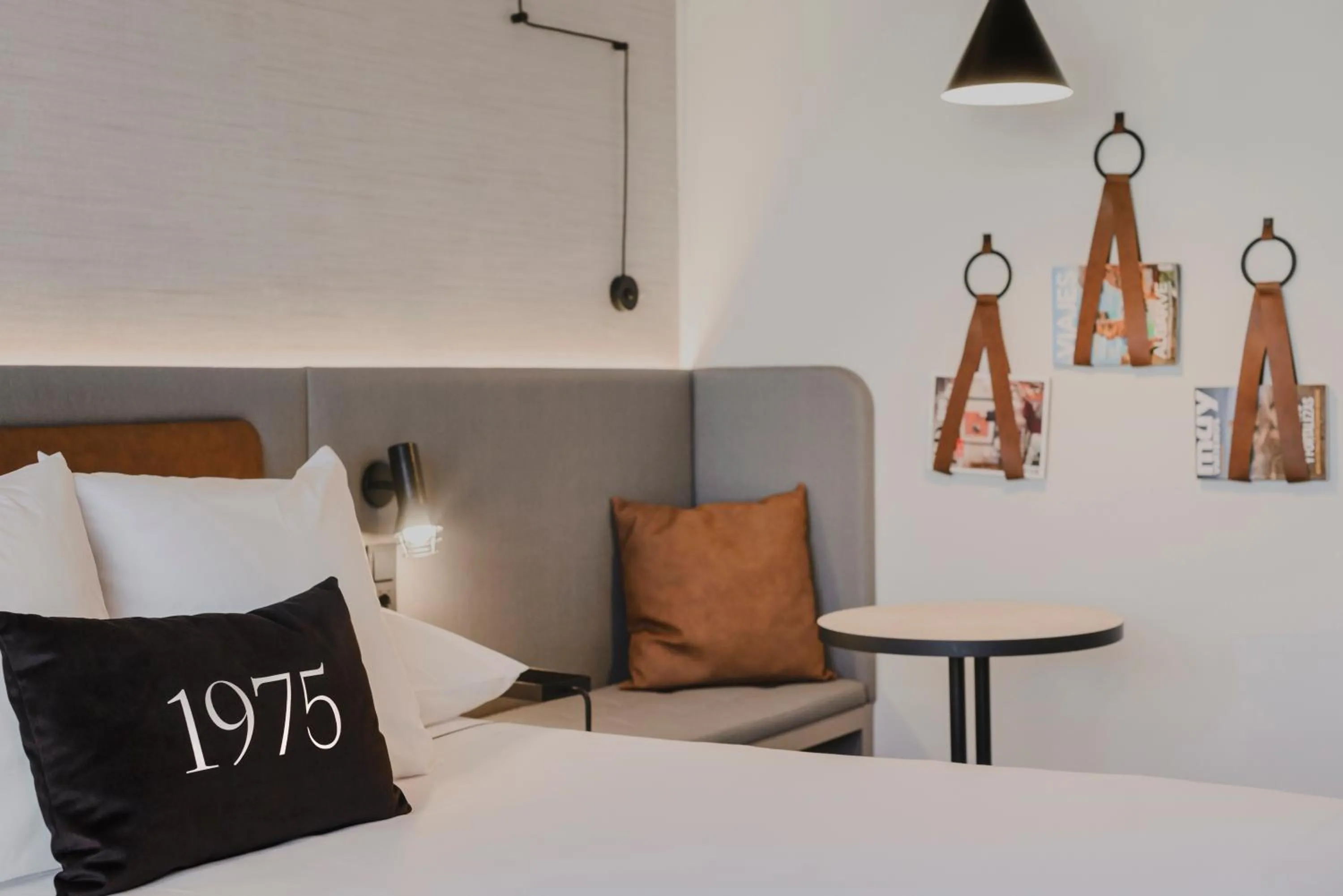 Double Room for Single Use with City View in Hotel Dimar