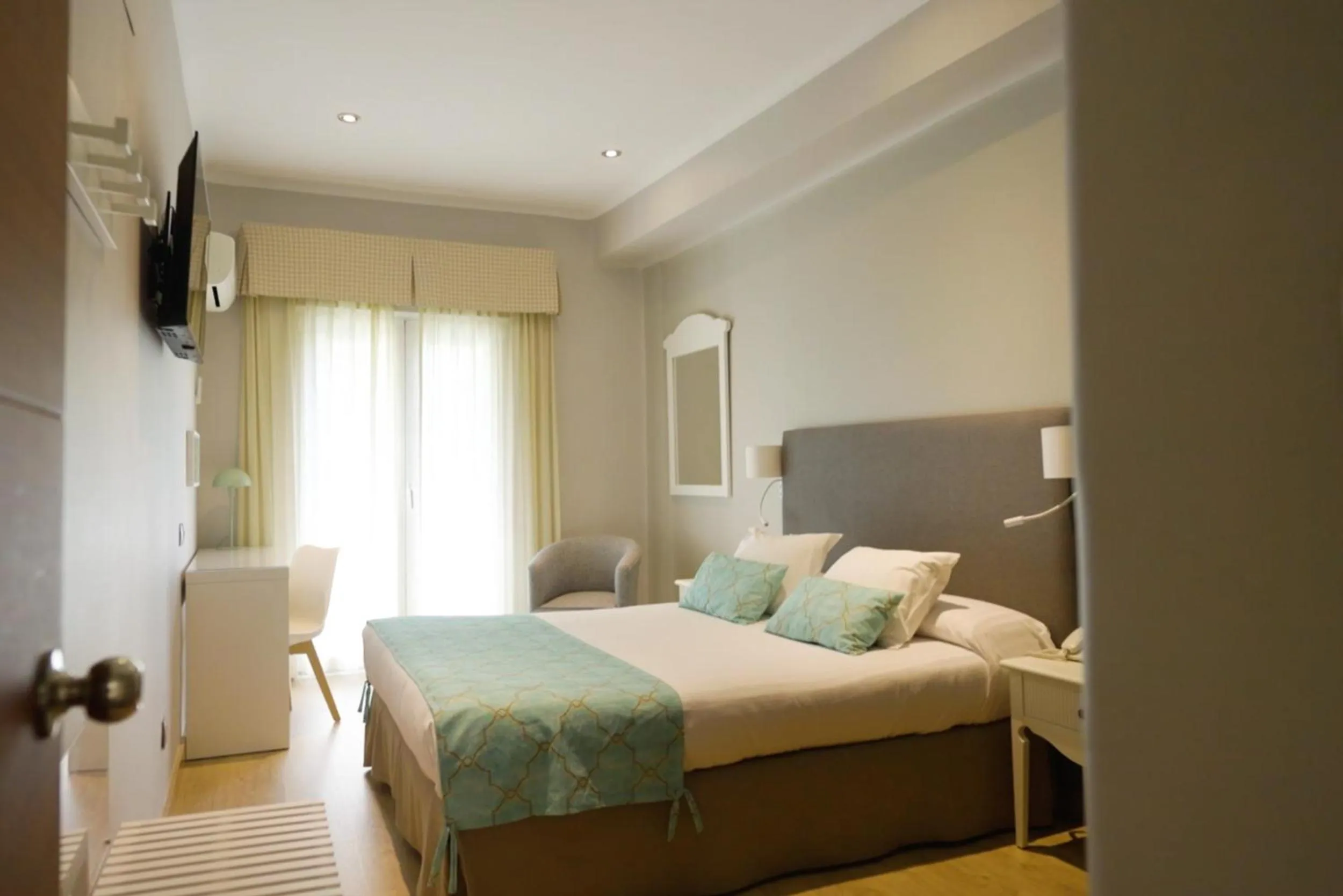 Double or Twin Room with City View in Hotel Costasol