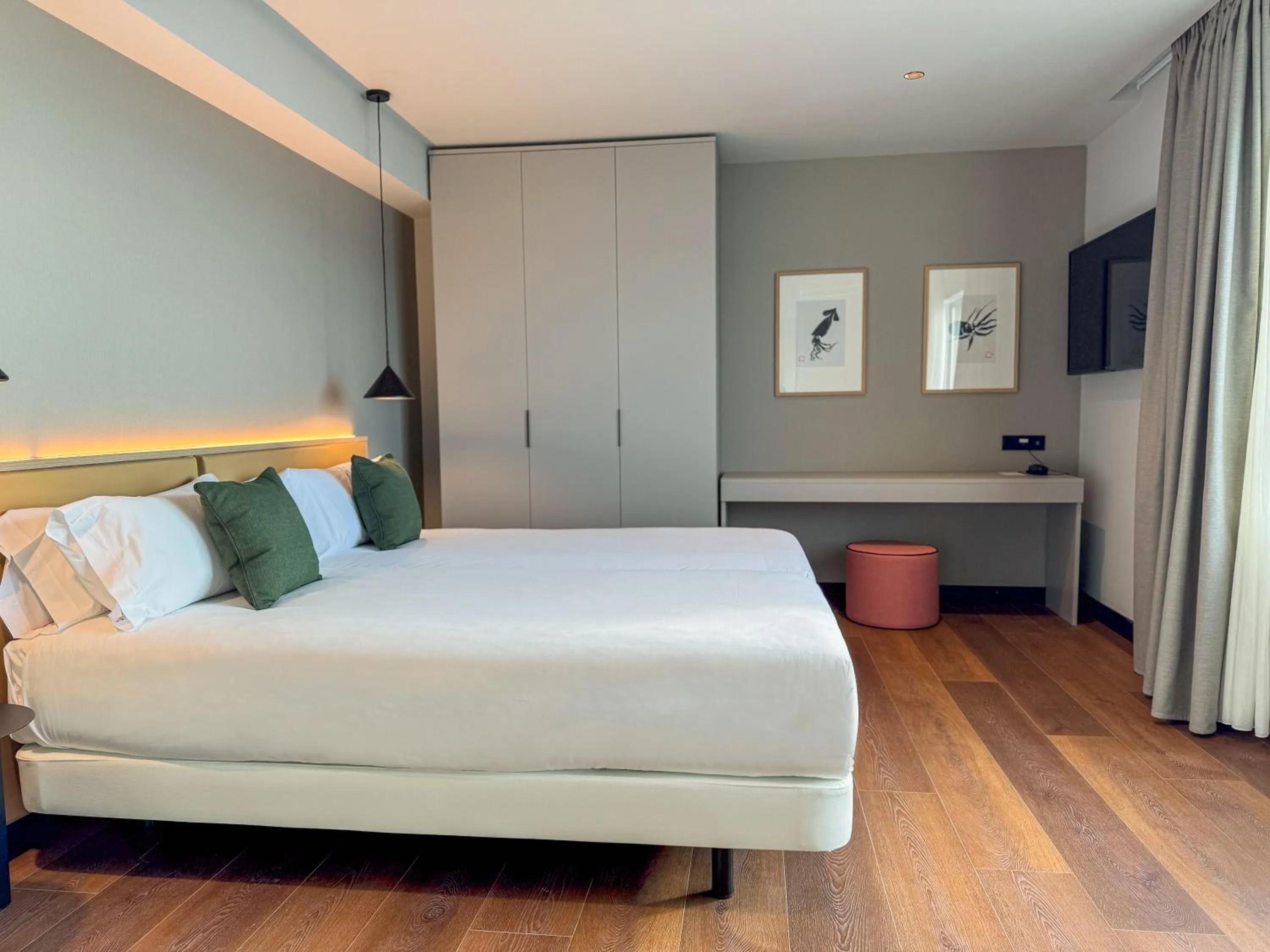 Superior Apartment with City View in Hotel Bahía de Vigo