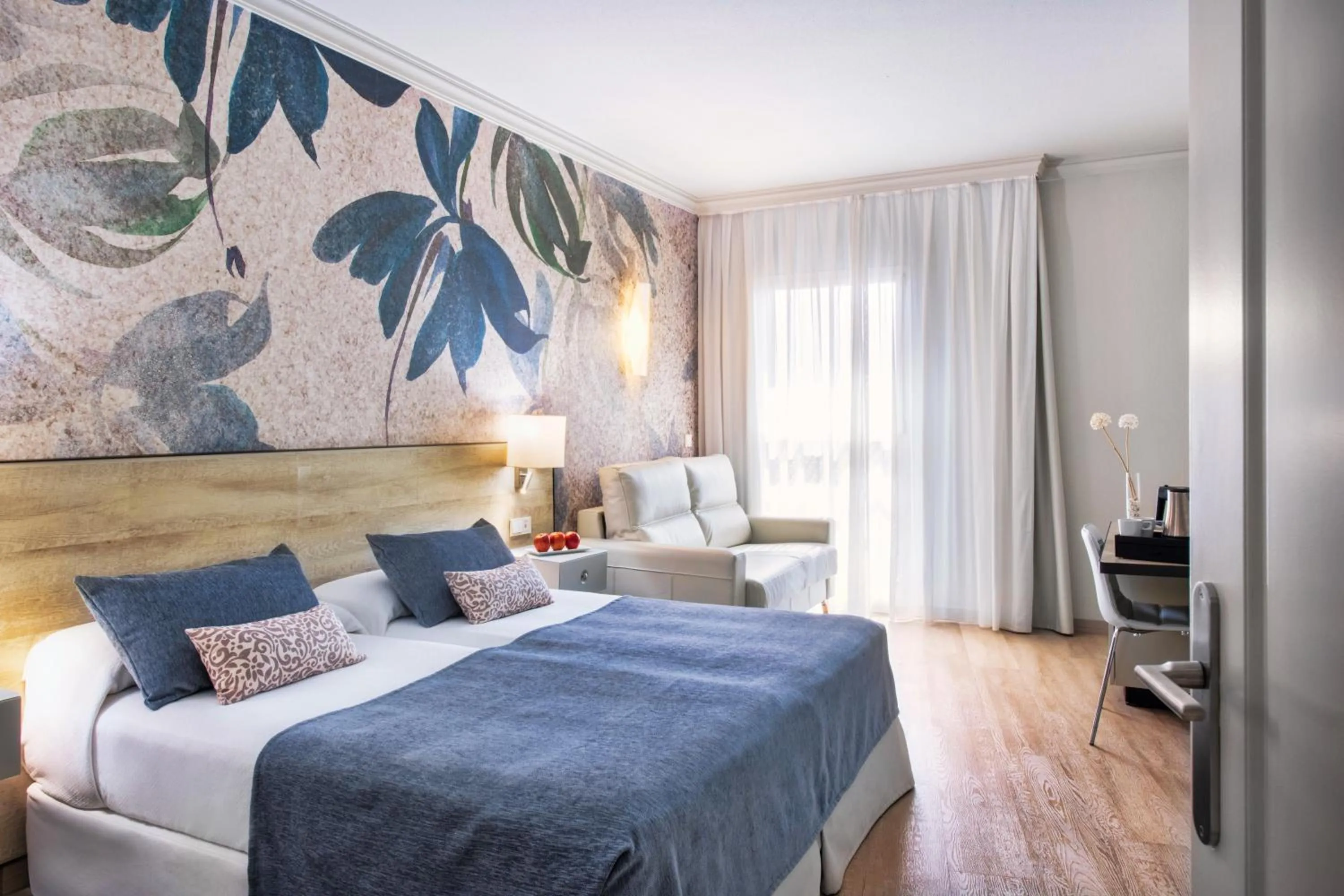 Triple Room in Salles Hotel Málaga Centro