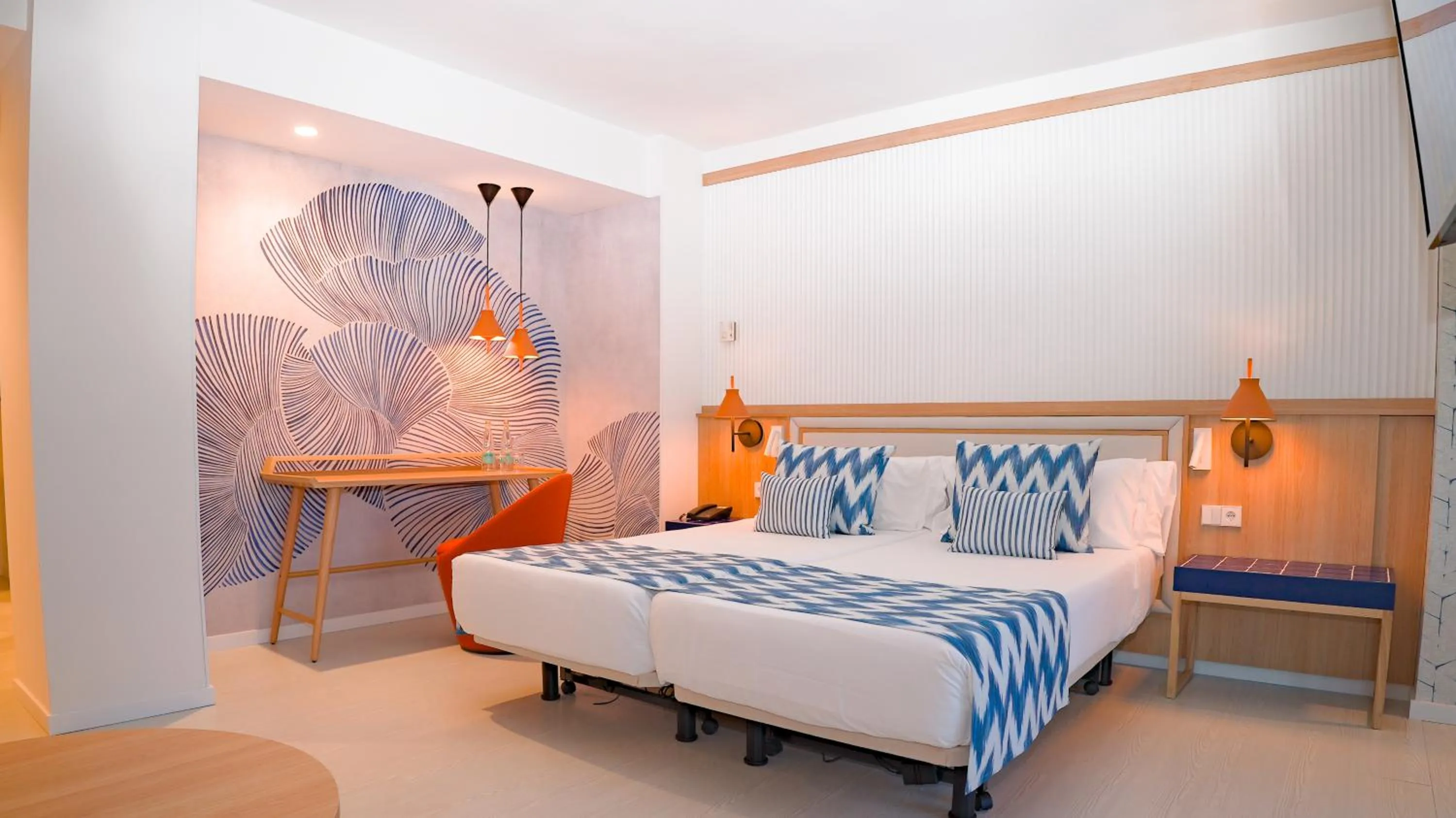 Junior Suite with Hot Tub in Isla Mallorca & Spa