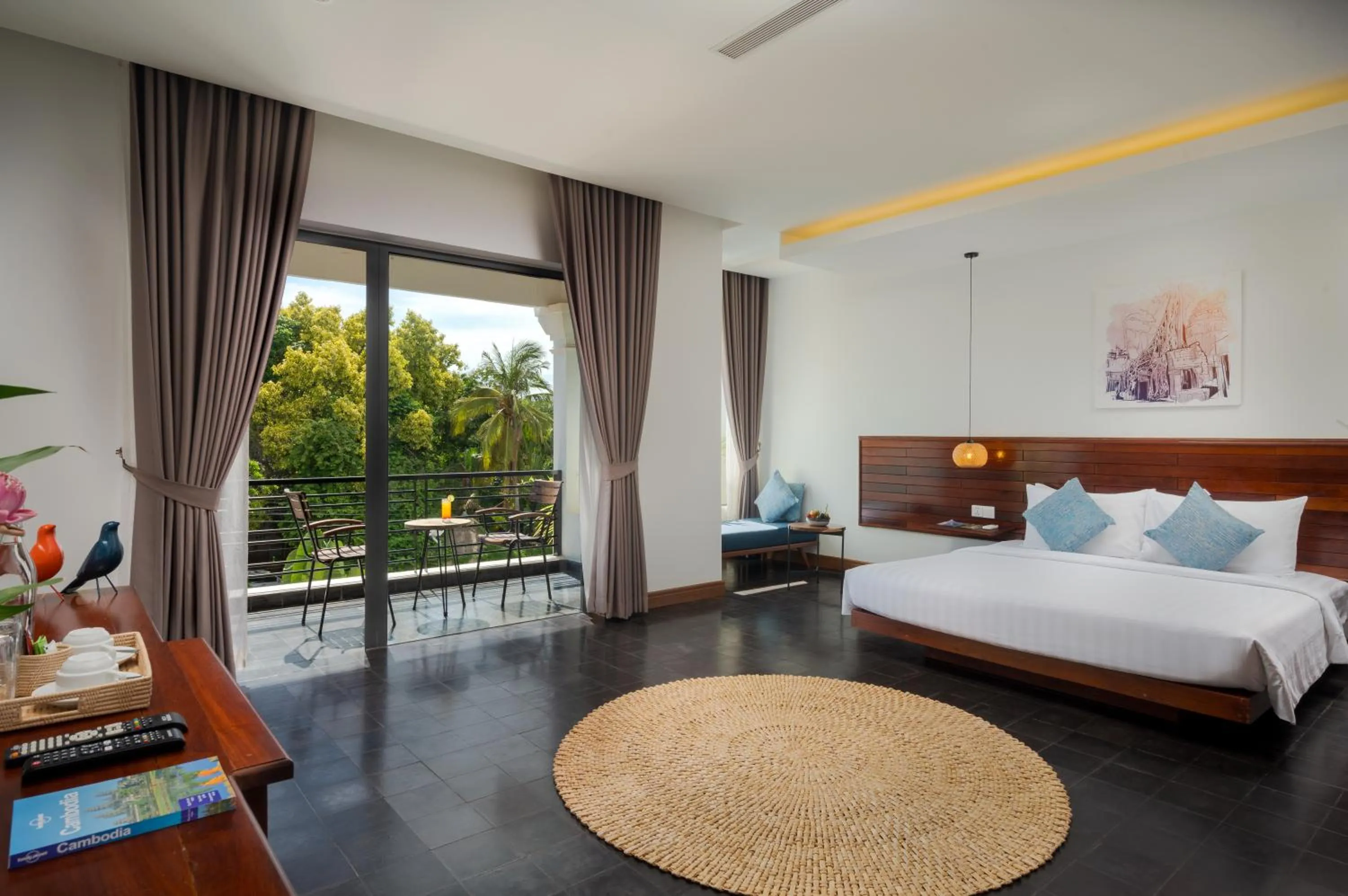 Junior Suite with Balcony in Khmer House Boutique