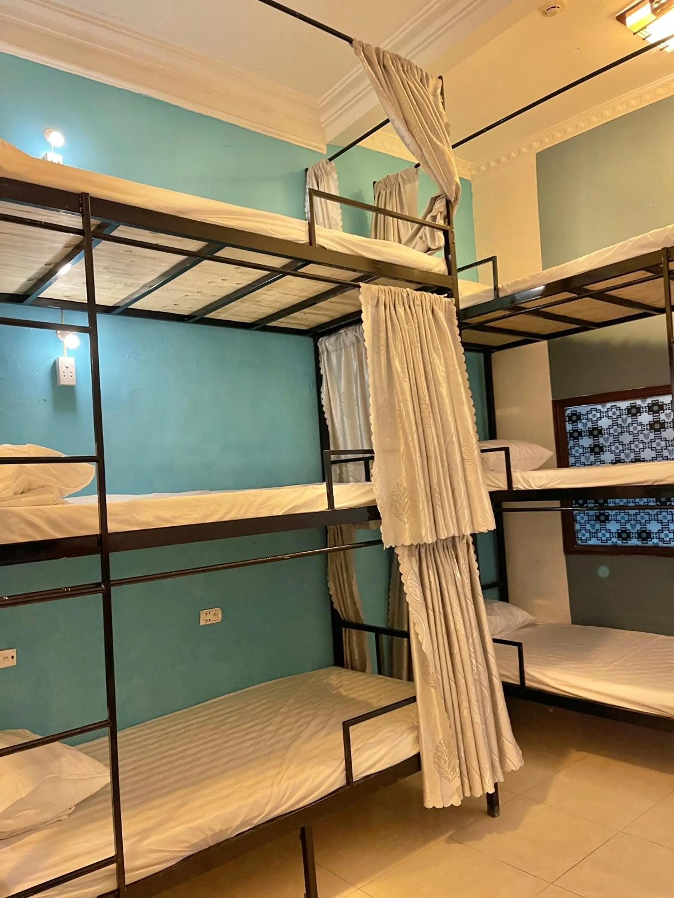 Single Bed in Mixed Dormitory Room in Hanoi Jade Hostel