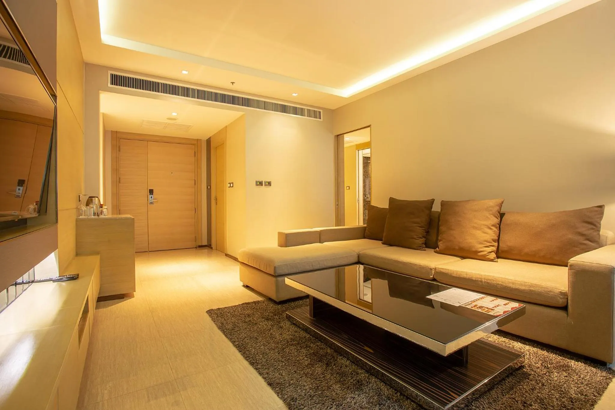 Exclusive Suite in Graceland Bangkok by Grace Hotel - SHA Extra Plus