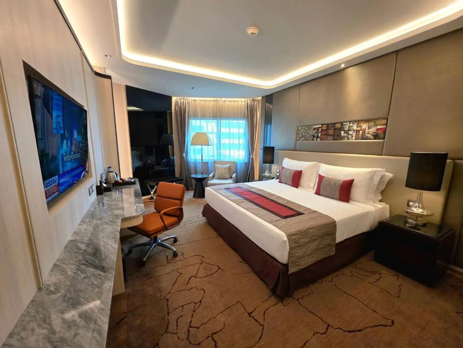 Deluxe King Room in Graceland Bangkok by Grace Hotel - SHA Extra Plus