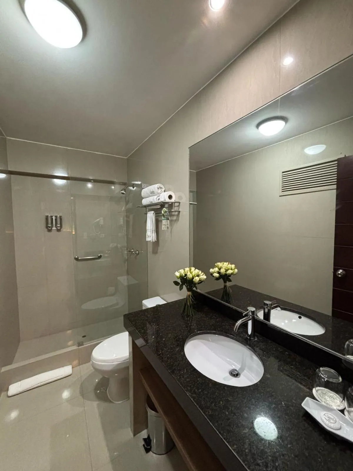 Queen Room - single occupancy in El Tambo 1