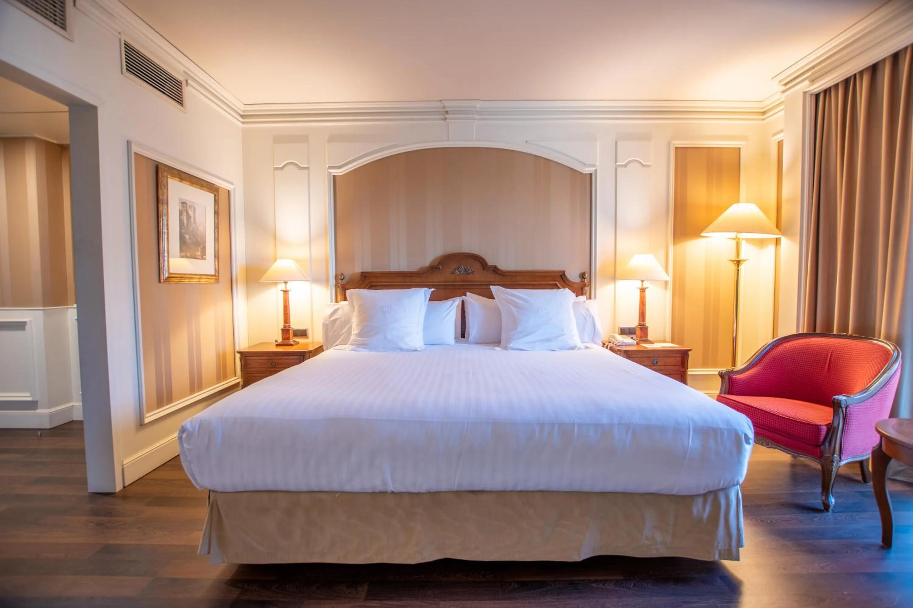 Deluxe Junior Suite in Hotel Sevilla Center