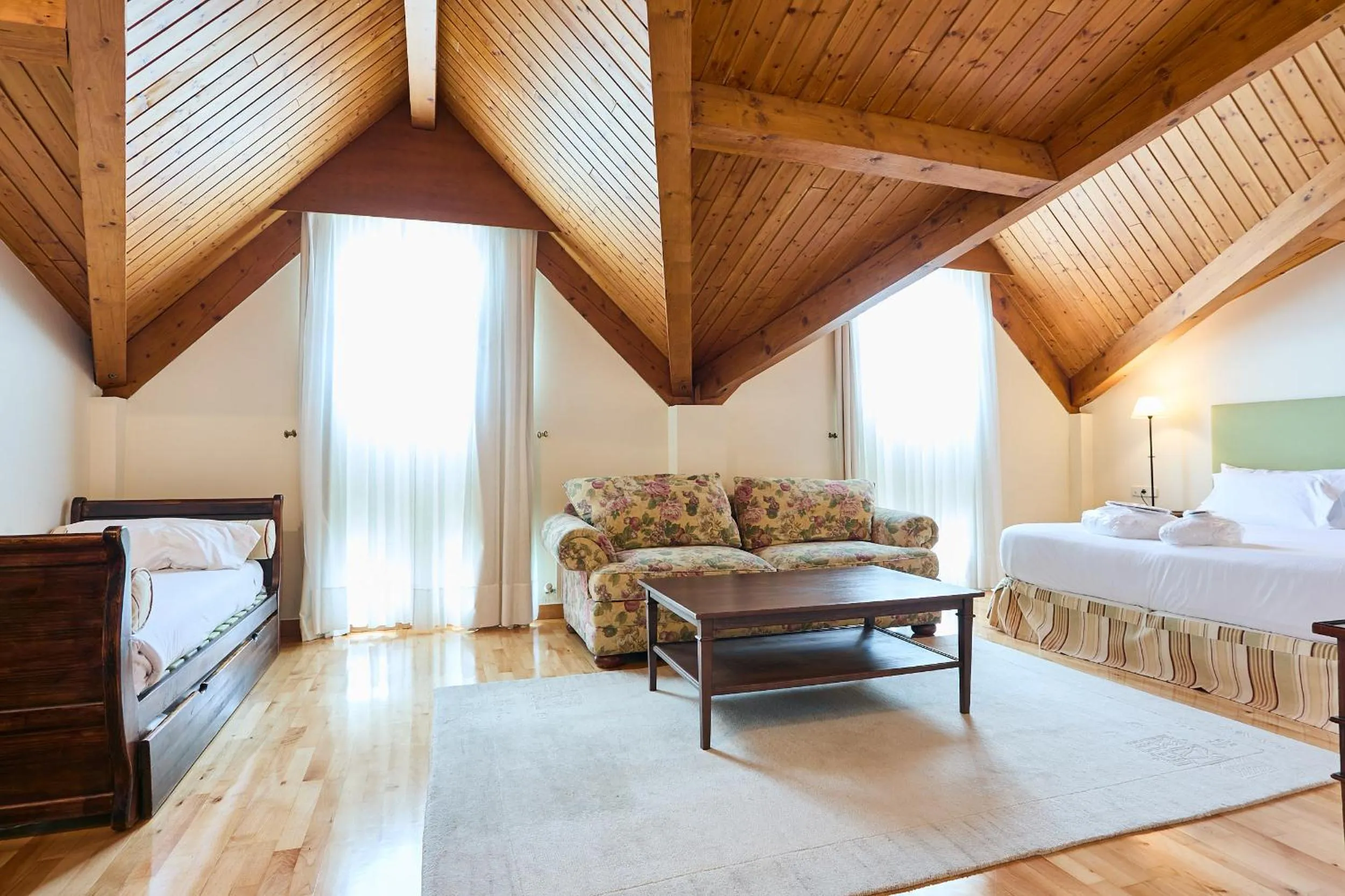 Family Room in Hotel Silken Villa de Laguardia