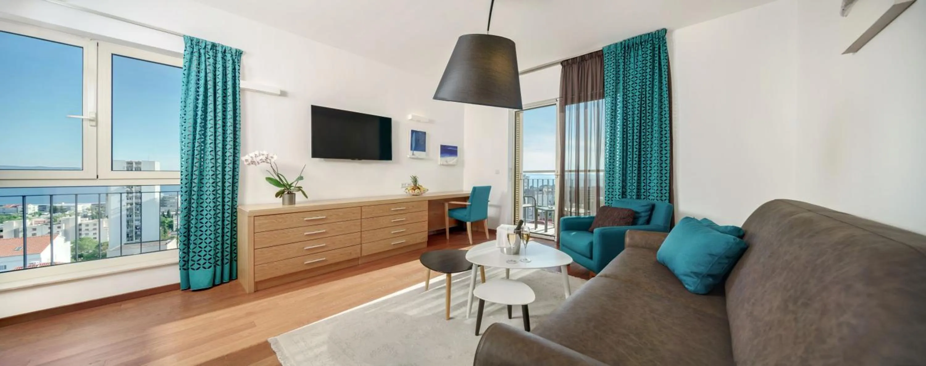 Executive Suite with Balcony and Sea View in Dioklecijan Hotel & Residence