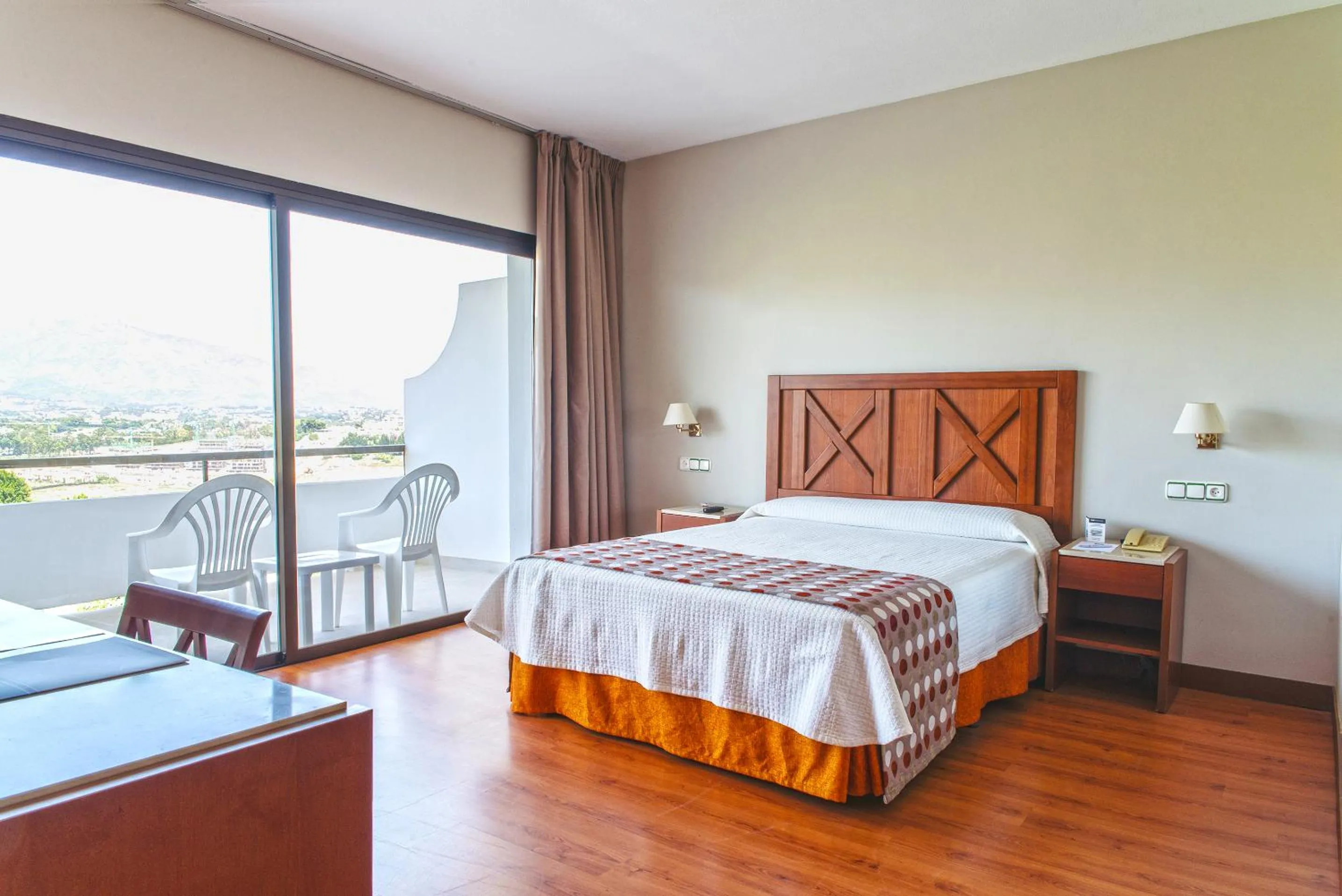 Double or Twin Room with Pool View in TRH Paraíso