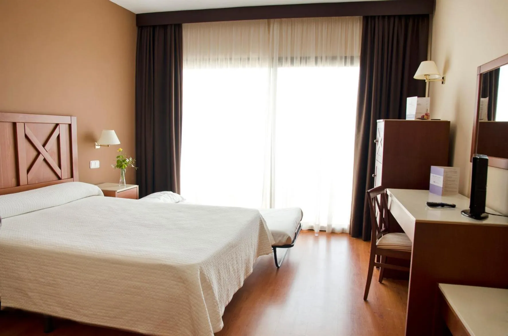Double or Twin Room with Extra Bed (3 Adults) in TRH Paraíso