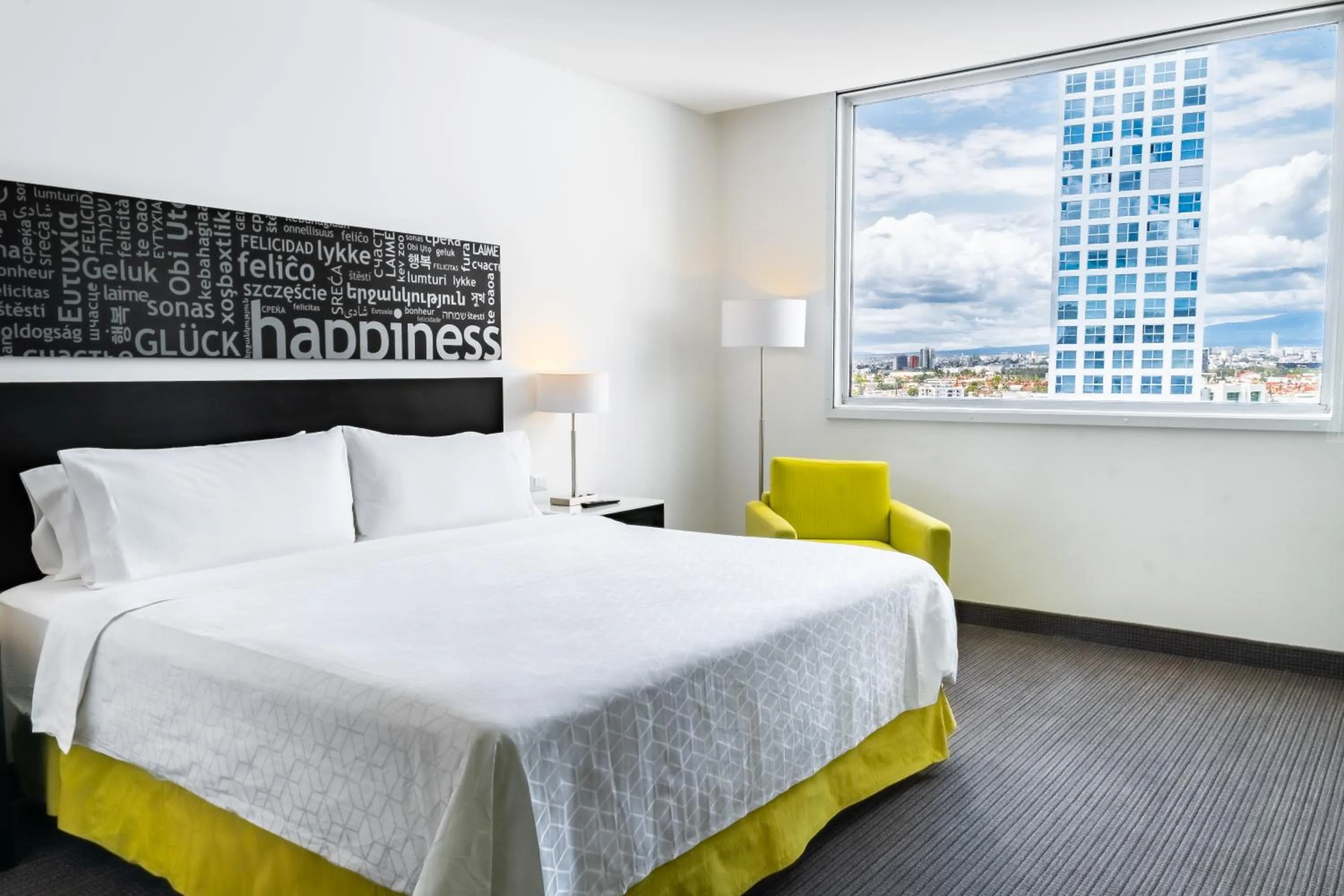 Standard King Room in Holiday Inn Express & Suites Puebla Angelopolis by IHG