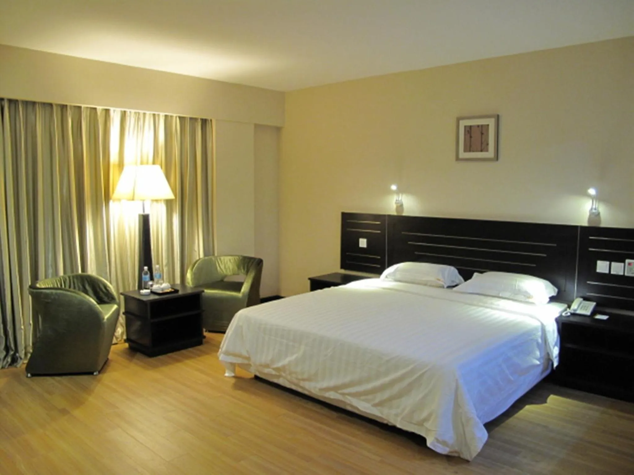 Superior King Room in Labuk Hotel