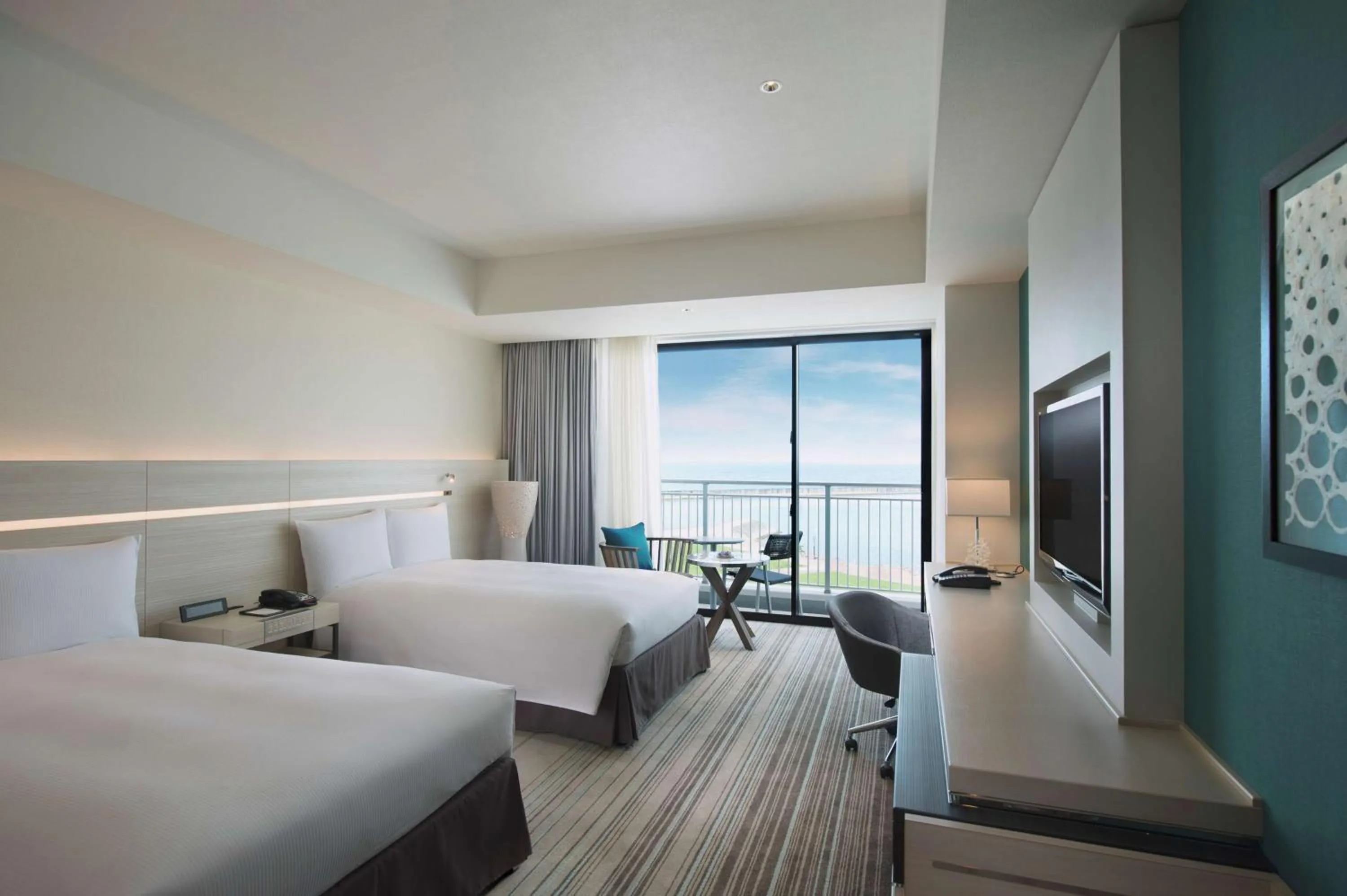 Twin Room with Ocean View in Hilton Okinawa Chatan Resort