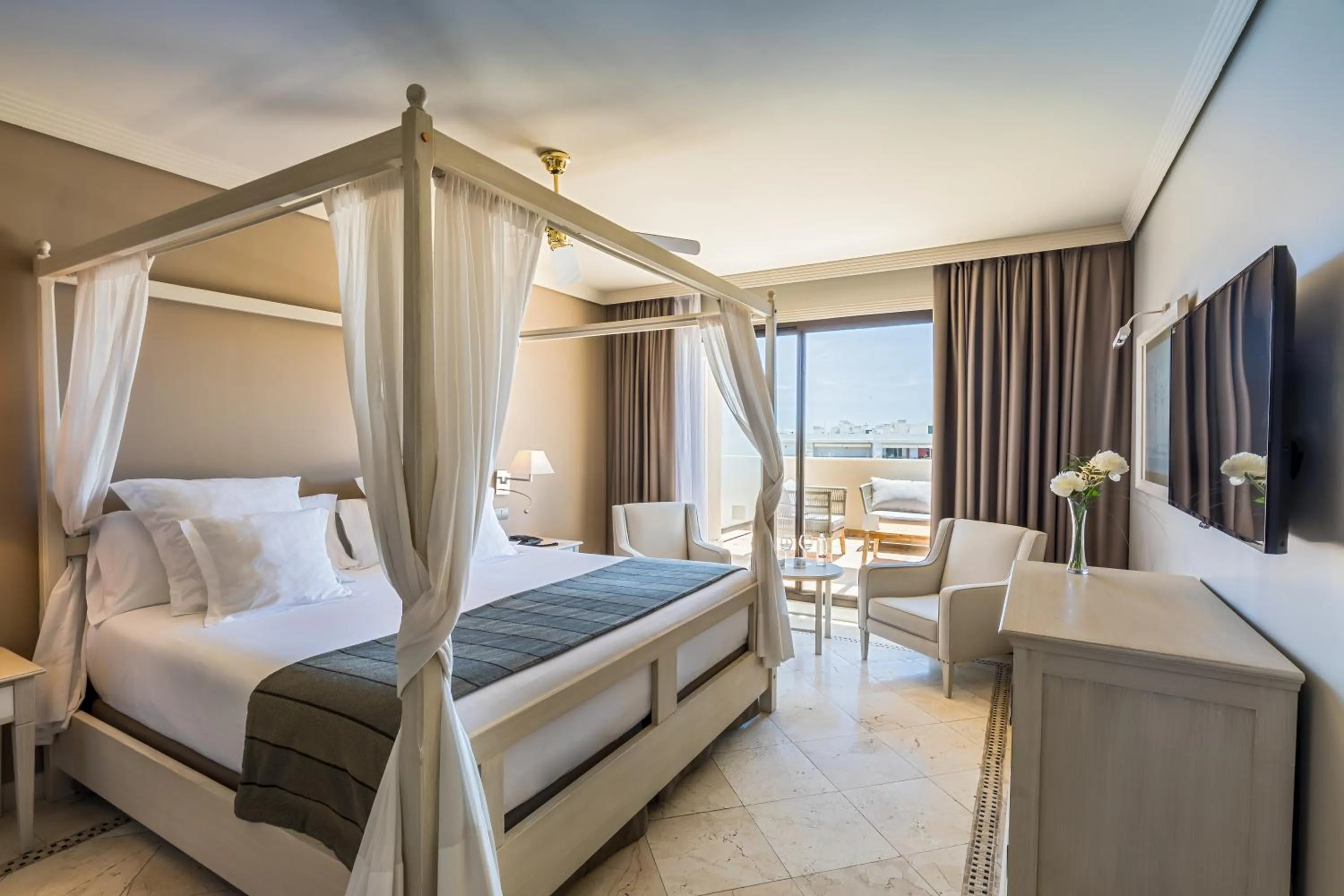 Suite Club Premium in Barceló Marbella