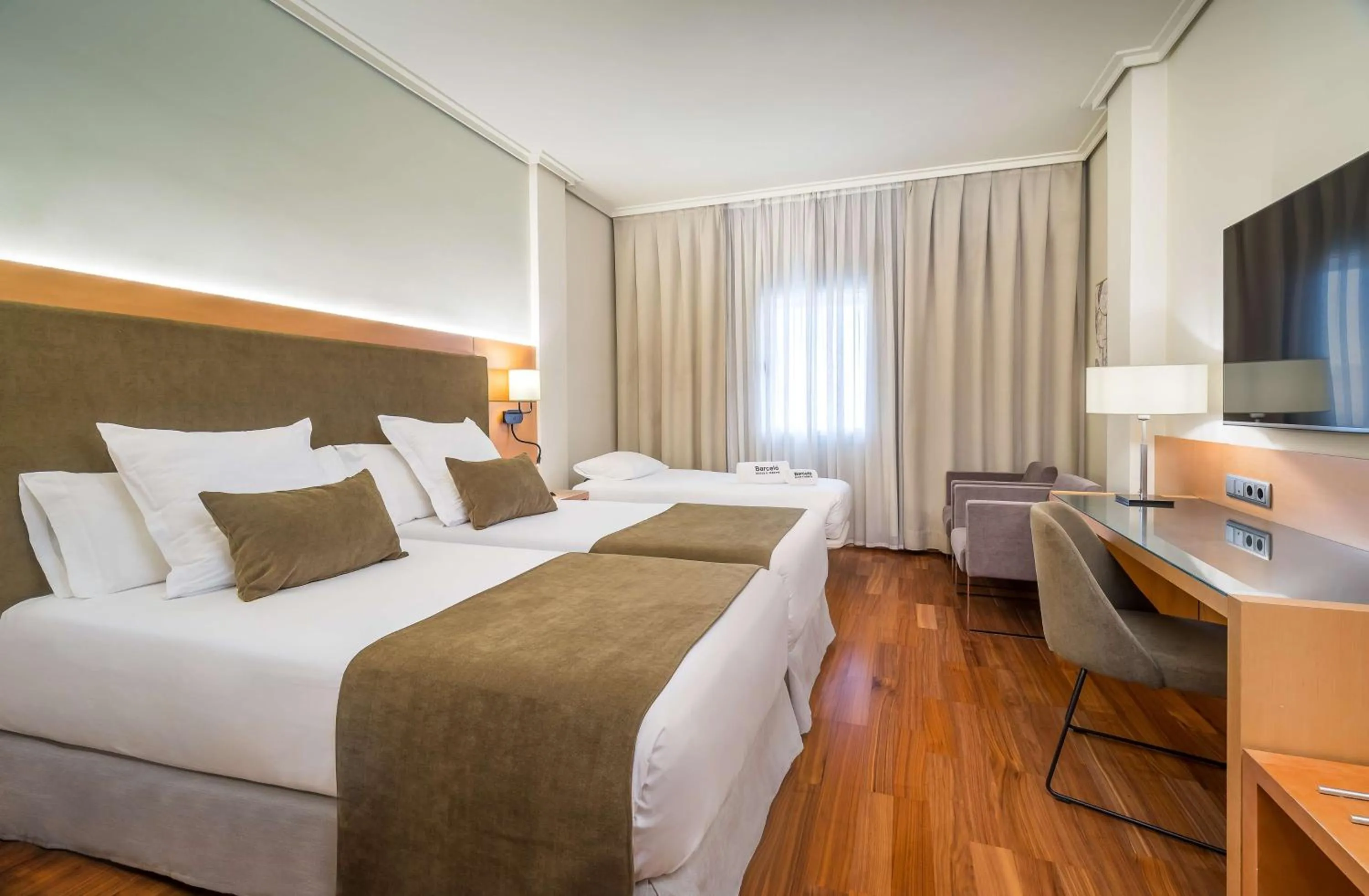 Superior Triple Room (3 Adults) in Barceló Murcia Siete Coronas